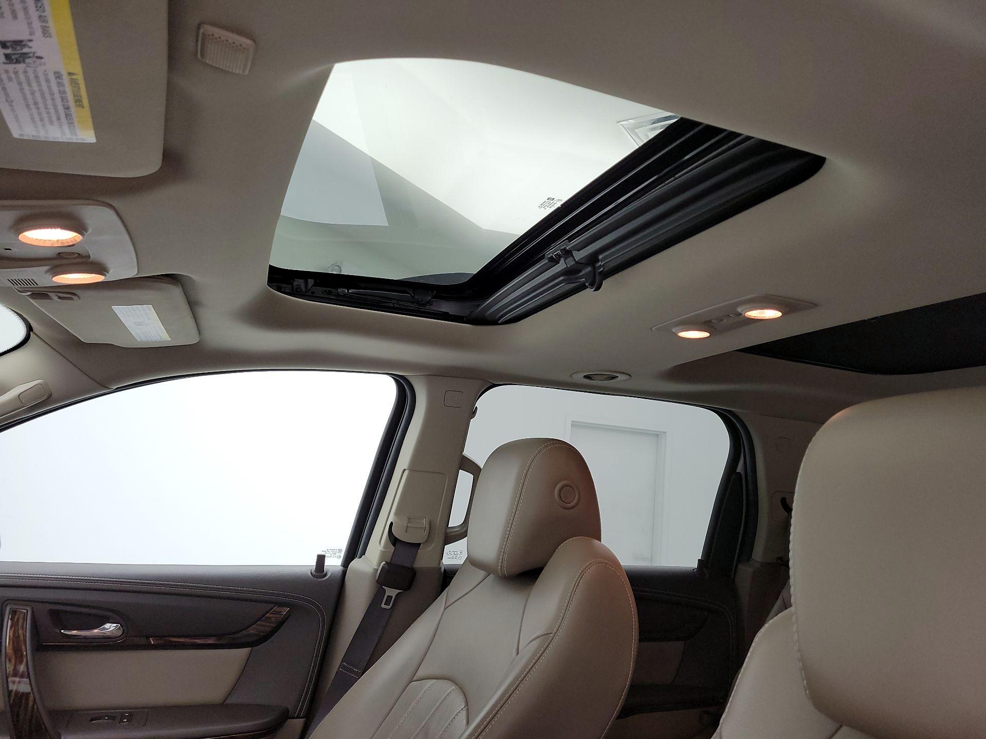 Thumbnail: 2016 GMC Acadia - 19