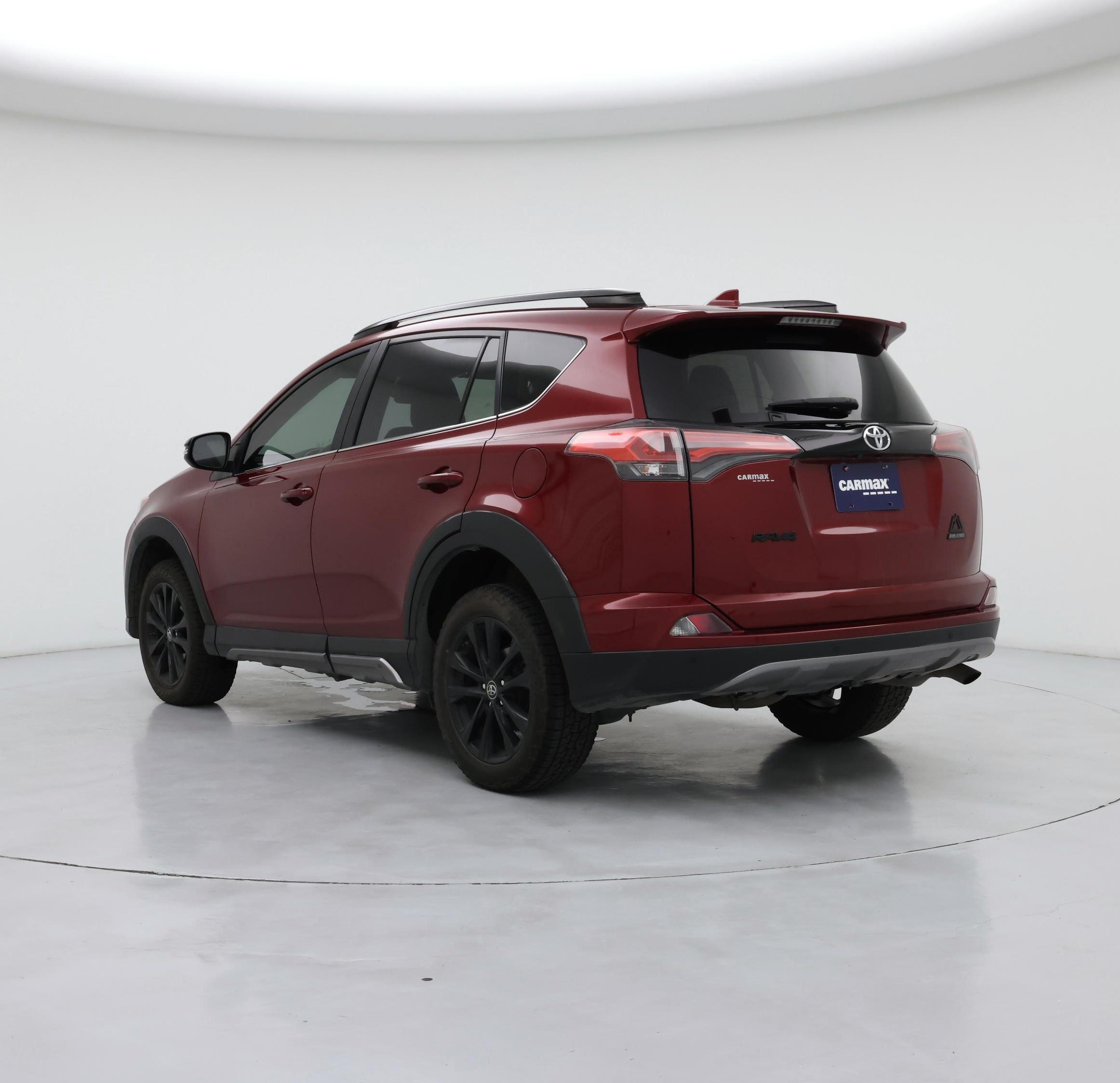 Thumbnail: 2018 Toyota RAV4 - 2