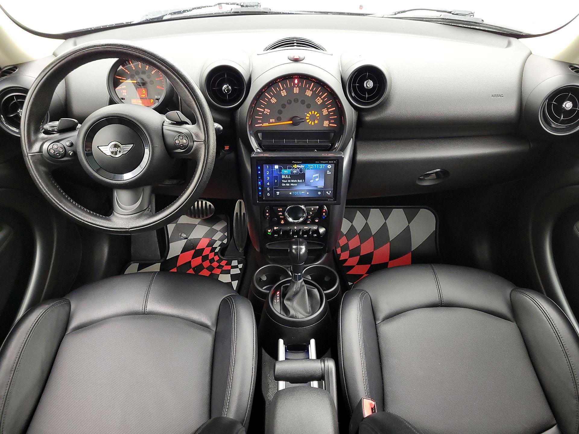 Thumbnail: 2015 MINI Cooper Countryman - 9