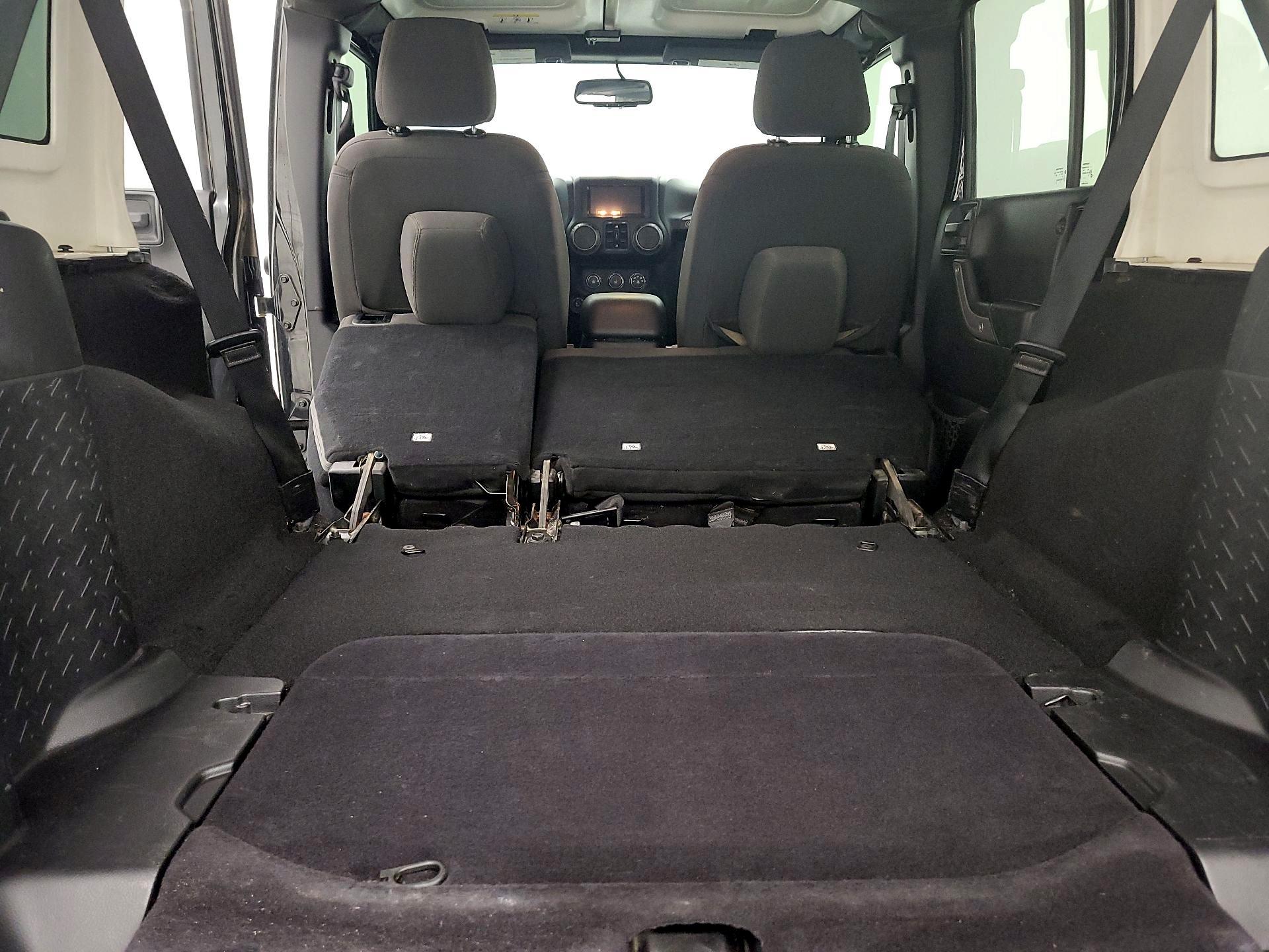 Thumbnail: 2017 Jeep Wrangler - 19