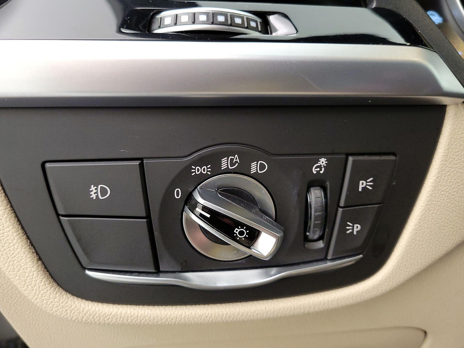 Thumbnail: 2019 BMW X3 - 13