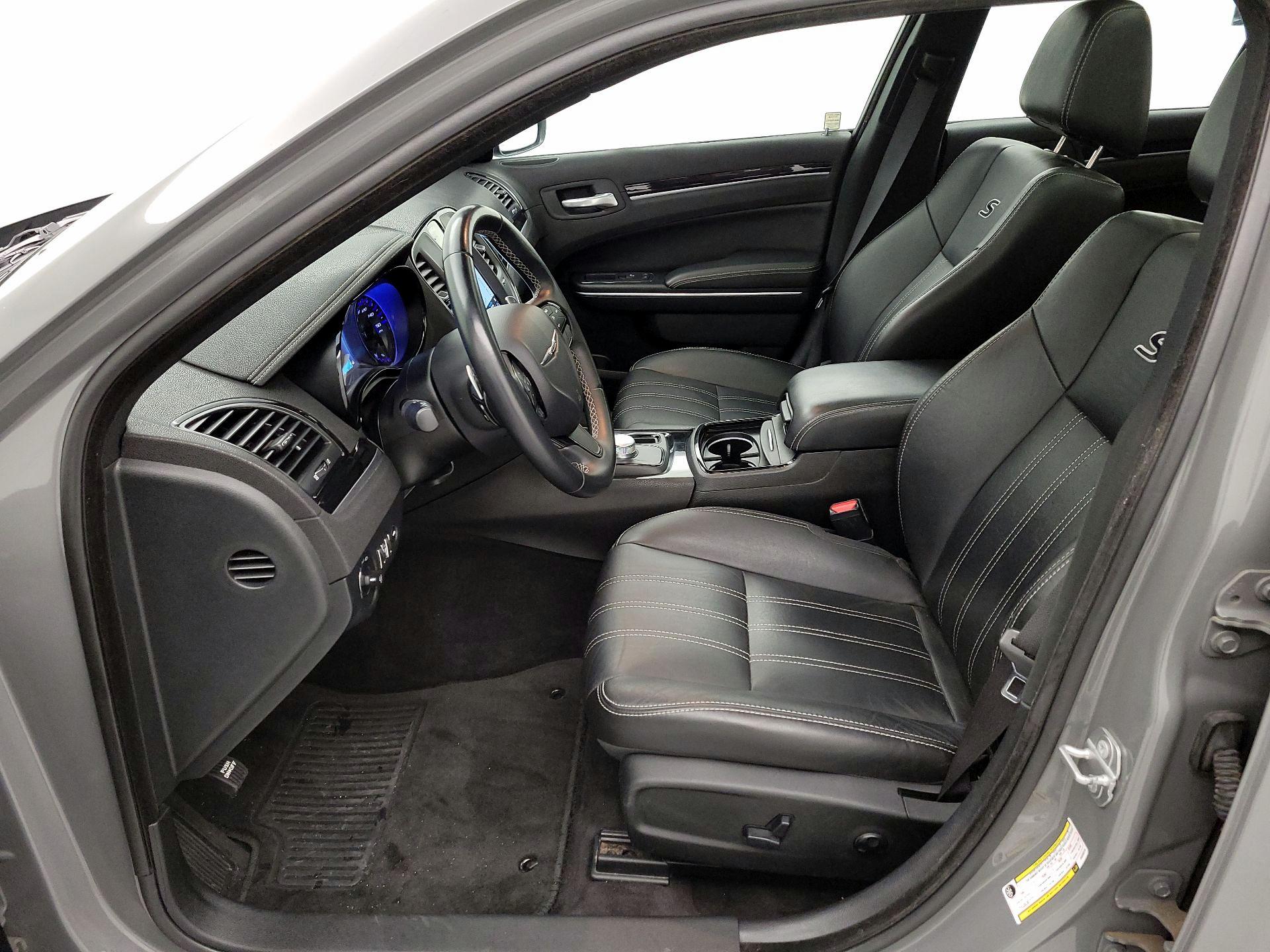 Thumbnail: 2018 Chrysler 300 - 11