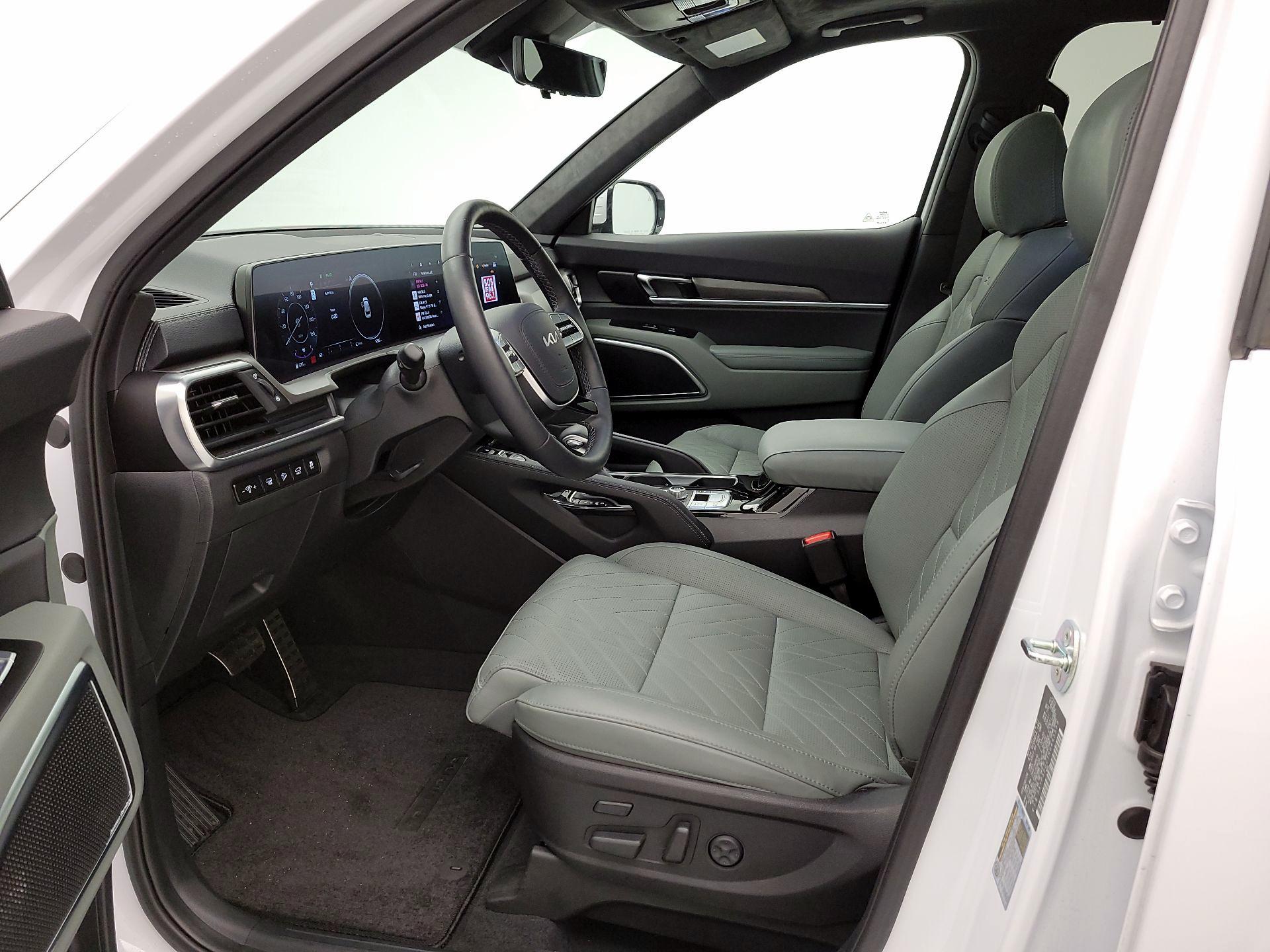 Thumbnail: 2024 Kia Telluride - 11