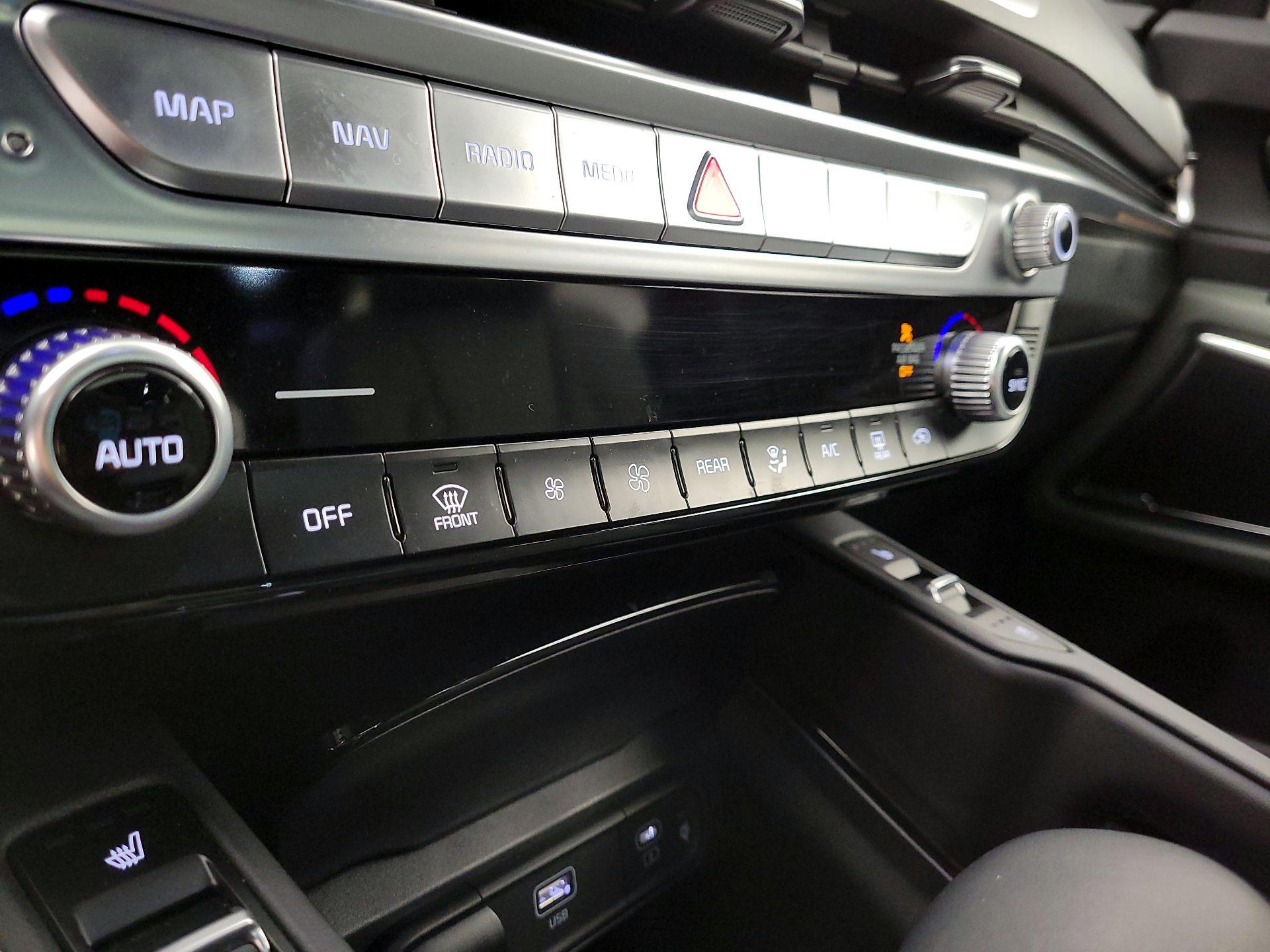 Thumbnail: 2024 Kia Telluride - 17