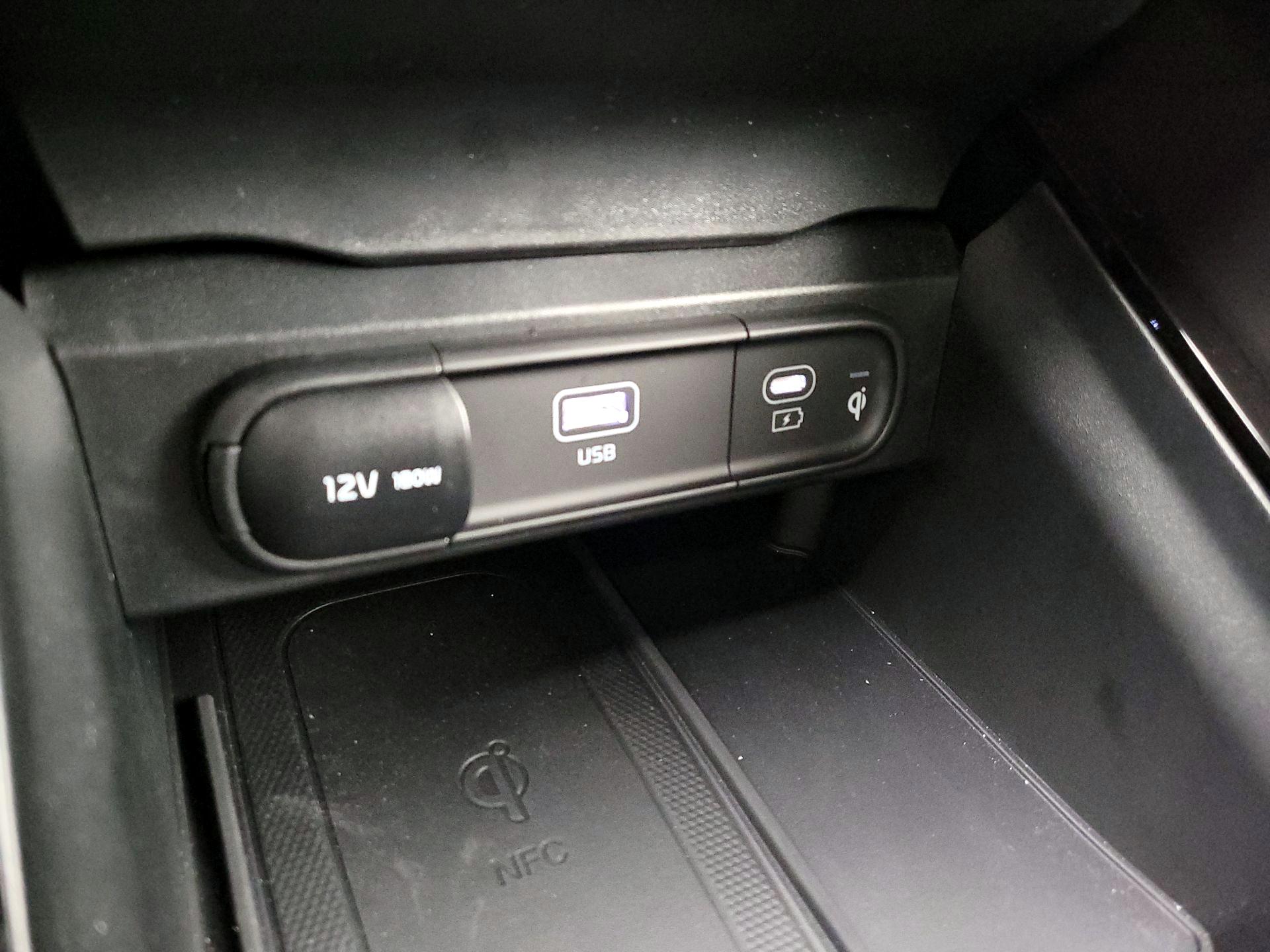 Thumbnail: 2024 Kia Telluride - 19