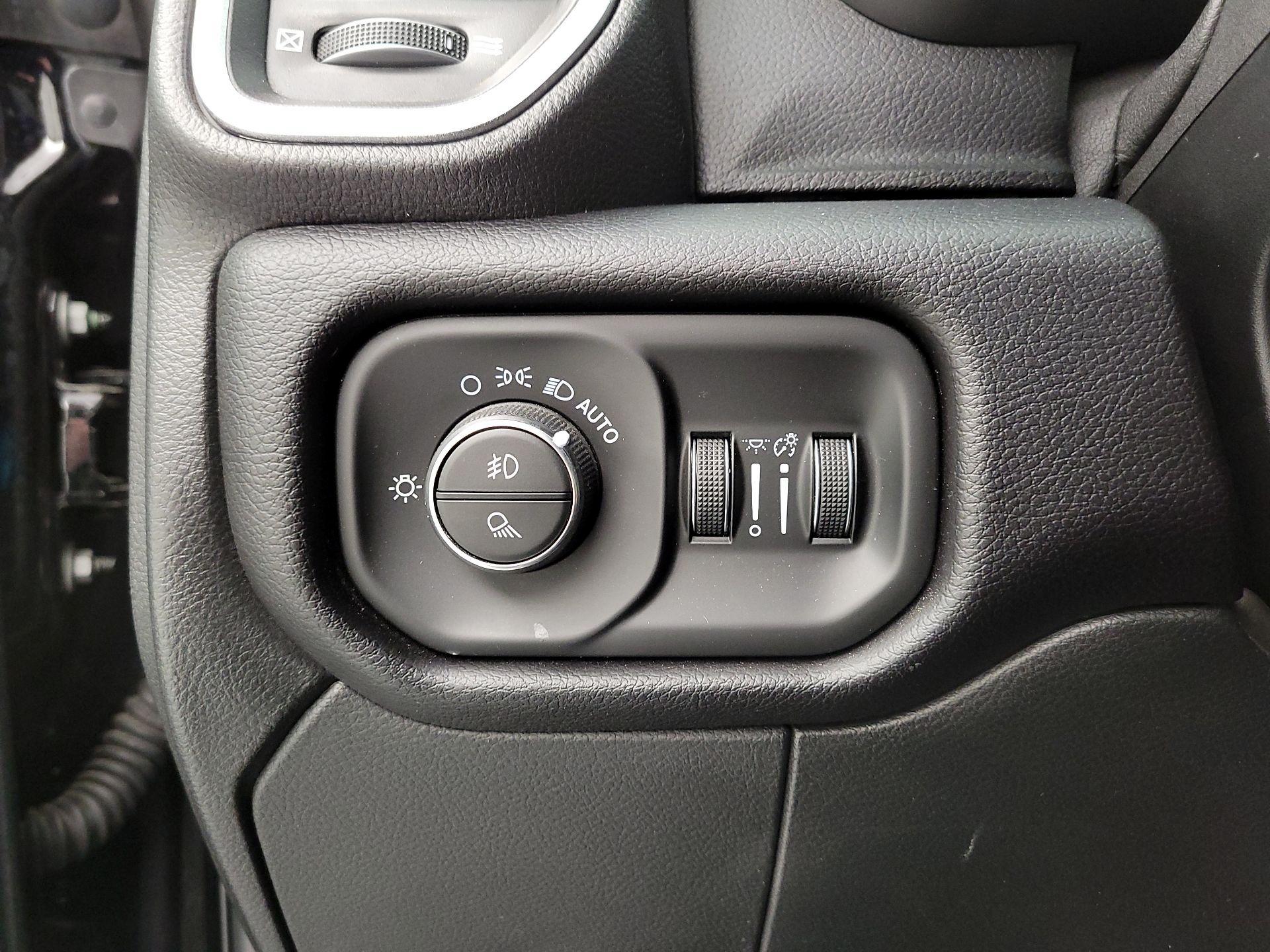 Thumbnail: 2021 RAM 2500 - 13