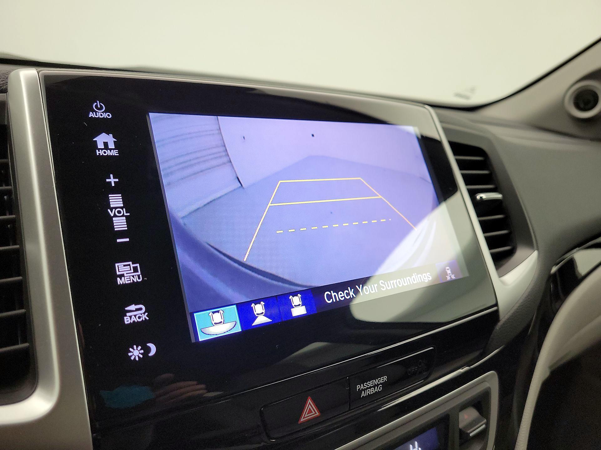 Thumbnail: 2019 Honda Ridgeline - 15