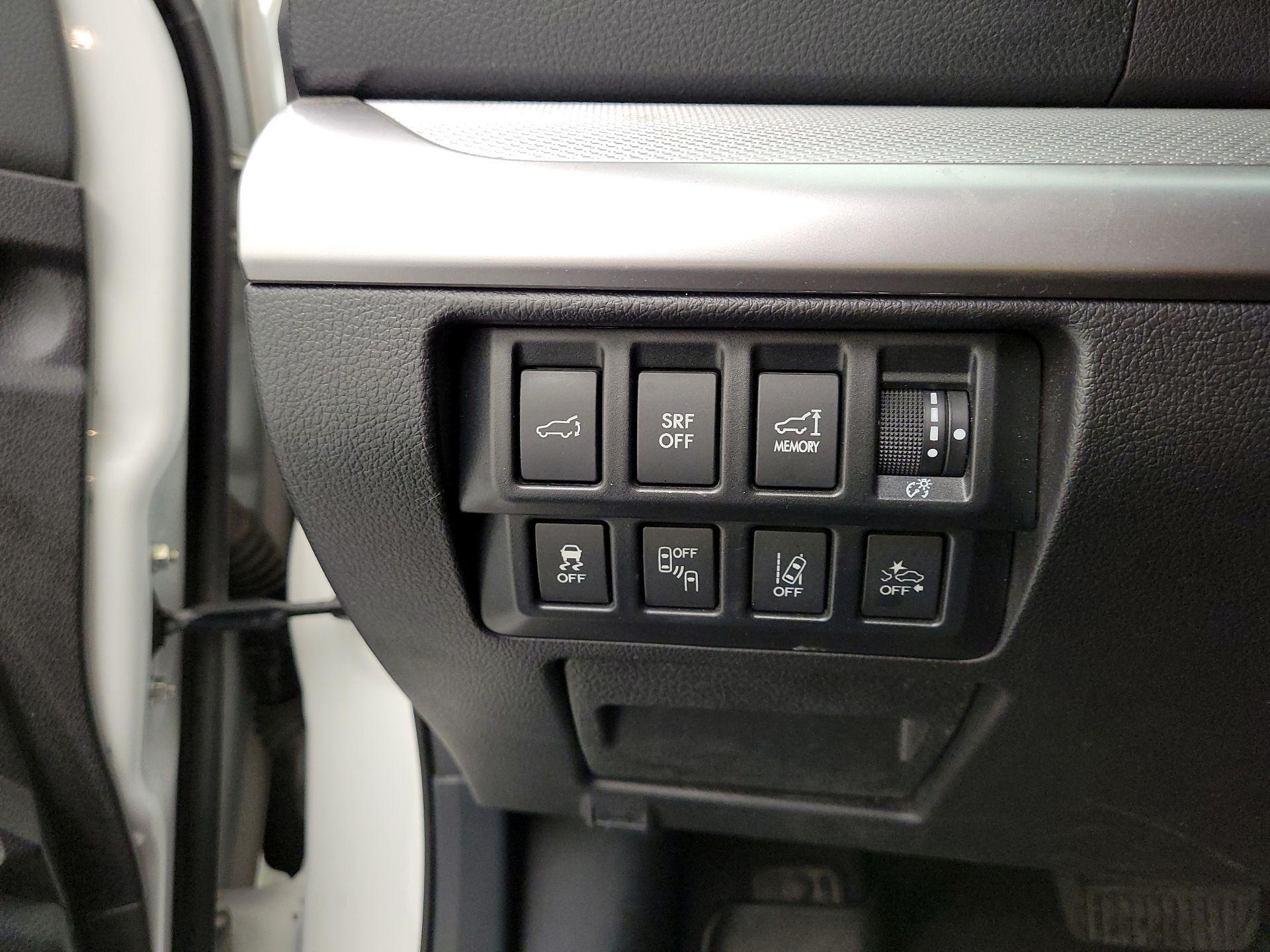 Thumbnail: 2017 Subaru Outback - 13