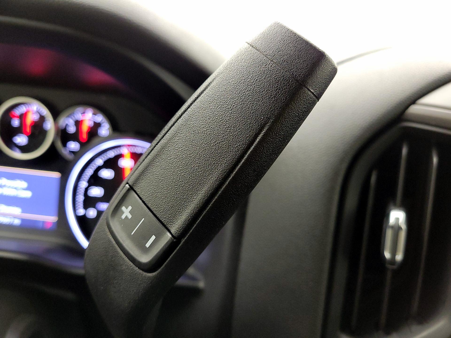 Thumbnail: 2021 Chevrolet Silverado 1500 - 17