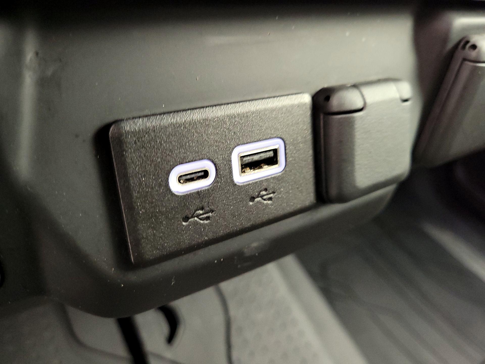 Thumbnail: 2021 Chevrolet Silverado 1500 - 18