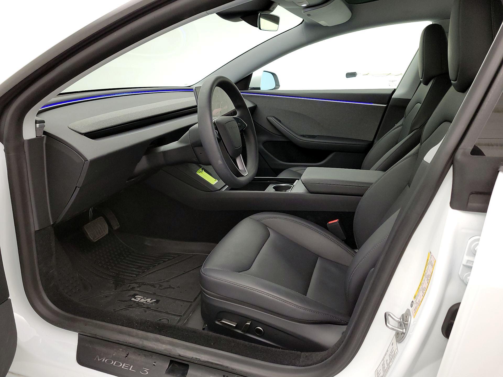 Thumbnail: 2025 Tesla Model 3 - 11