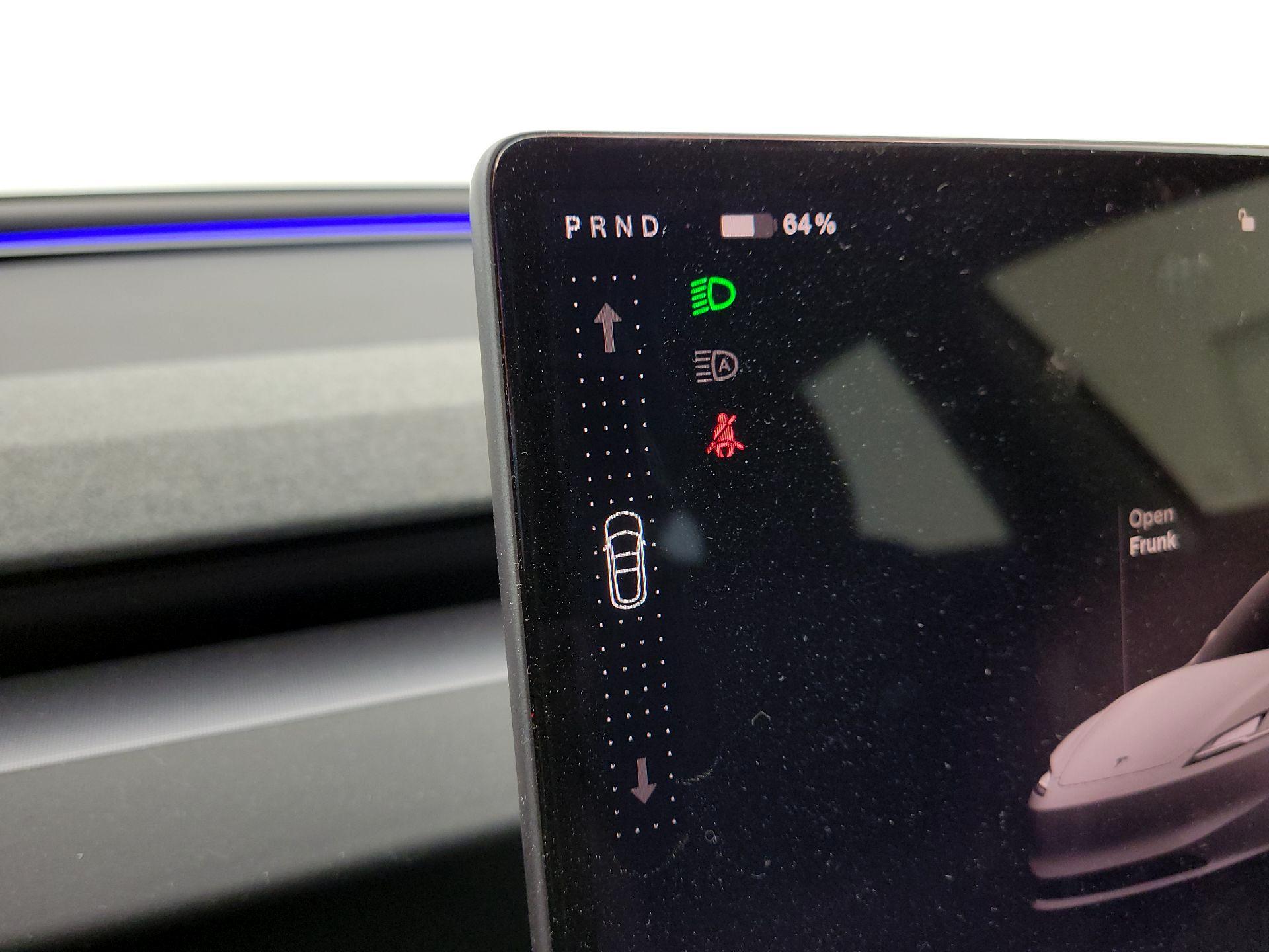 Thumbnail: 2025 Tesla Model 3 - 17