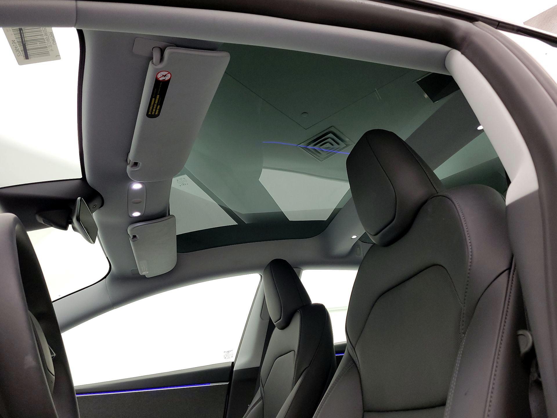 Thumbnail: 2025 Tesla Model 3 - 19