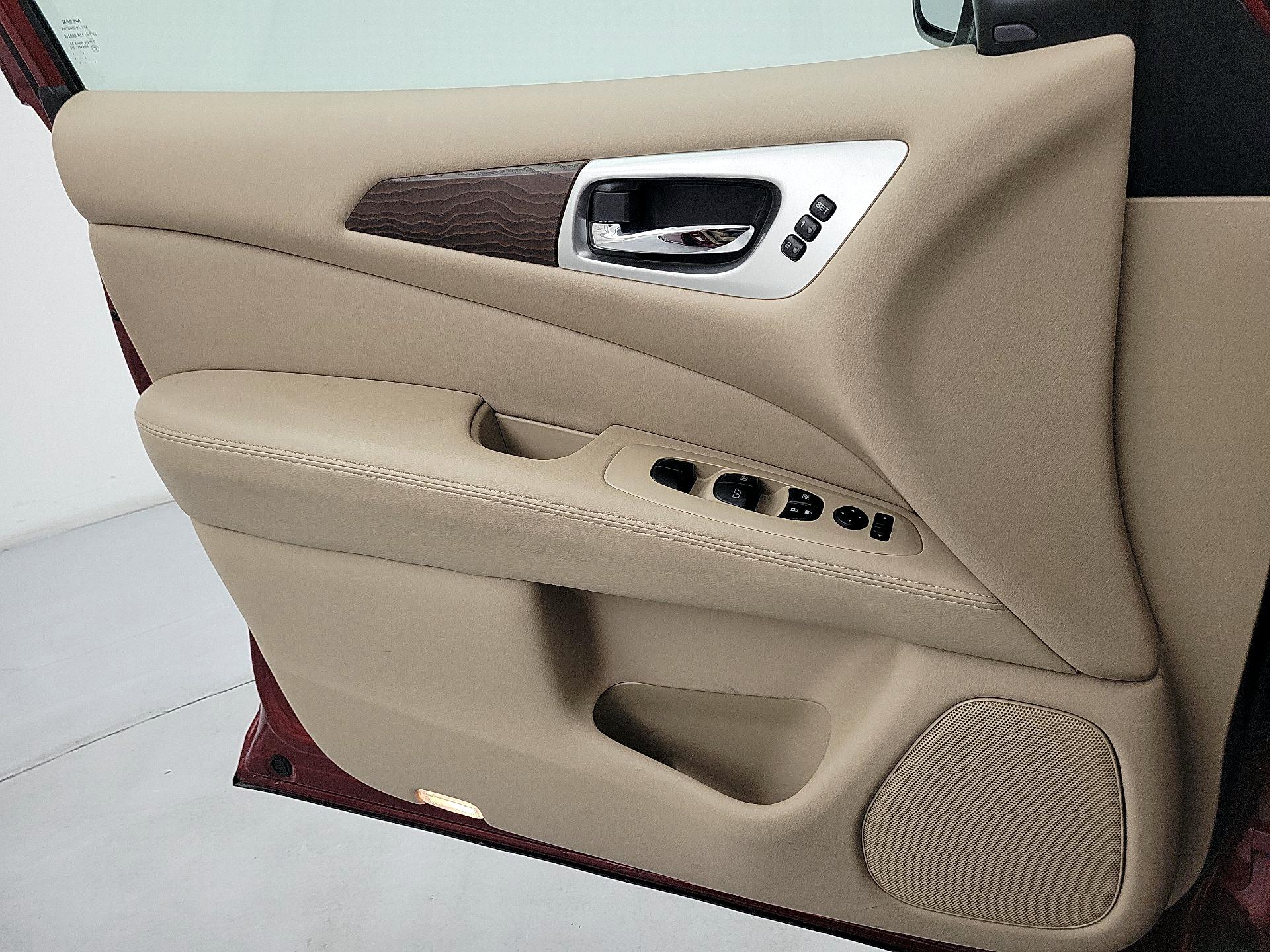 Thumbnail: 2020 Nissan Pathfinder - 12