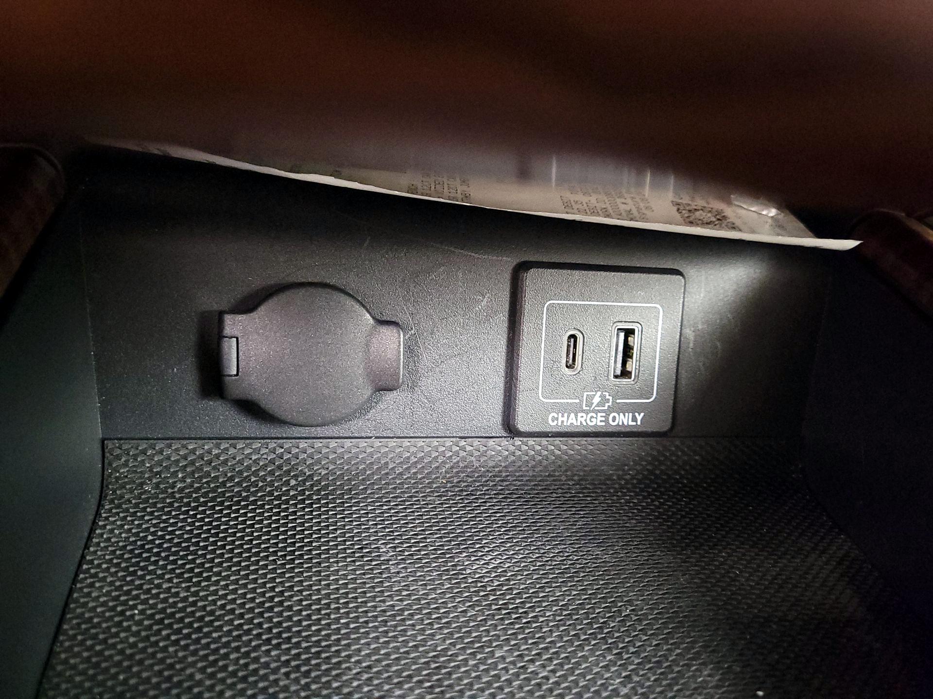 Thumbnail: 2020 Nissan Pathfinder - 19