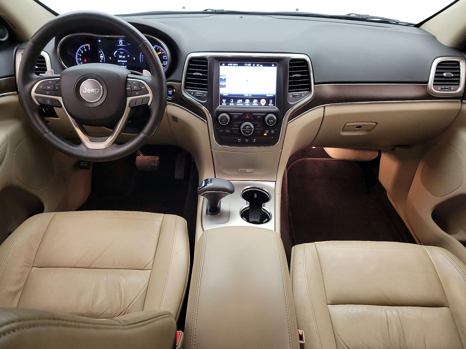 Thumbnail: 2015 Jeep Grand Cherokee - 9