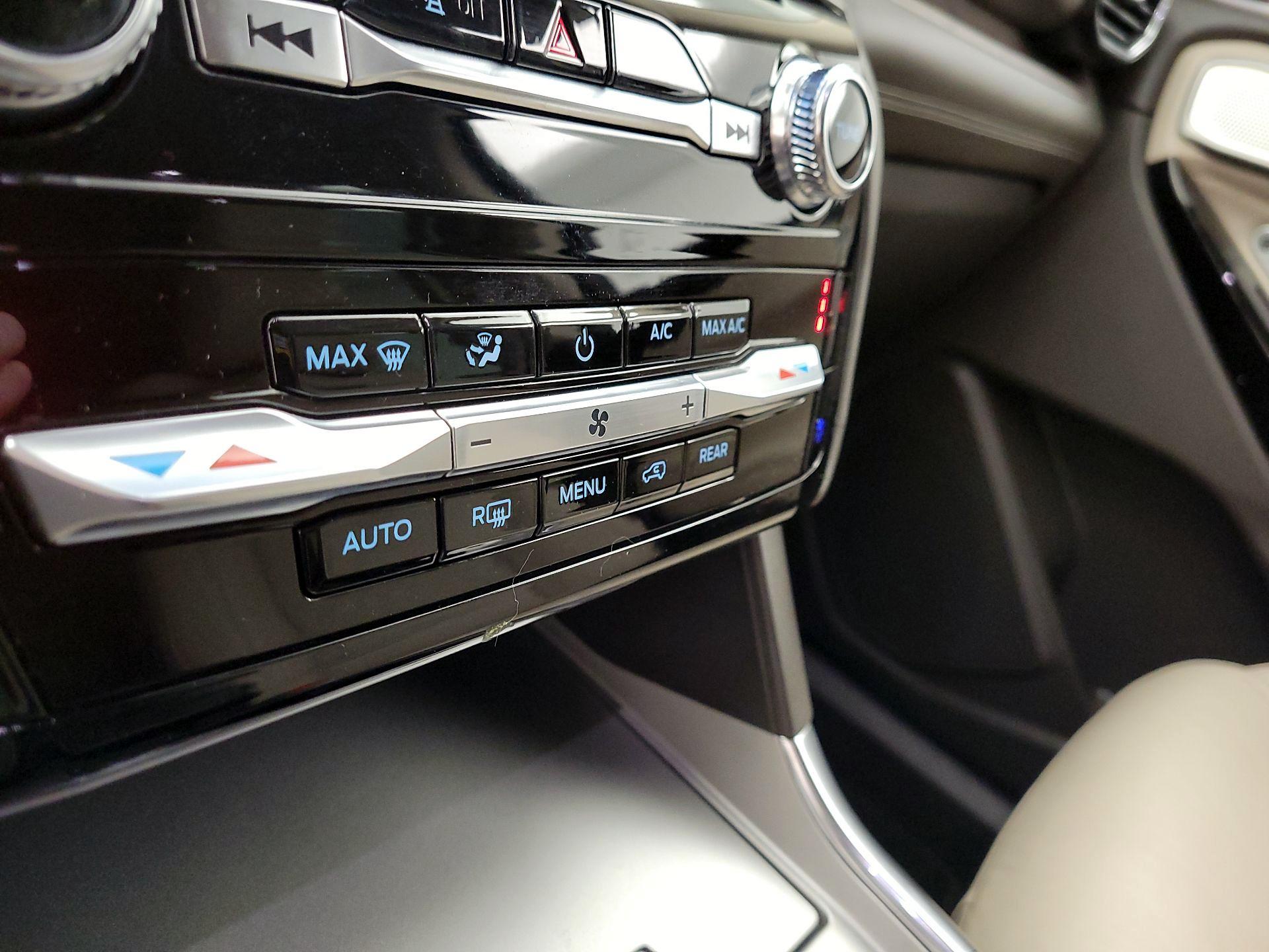 Thumbnail: 2023 Ford Explorer - 17