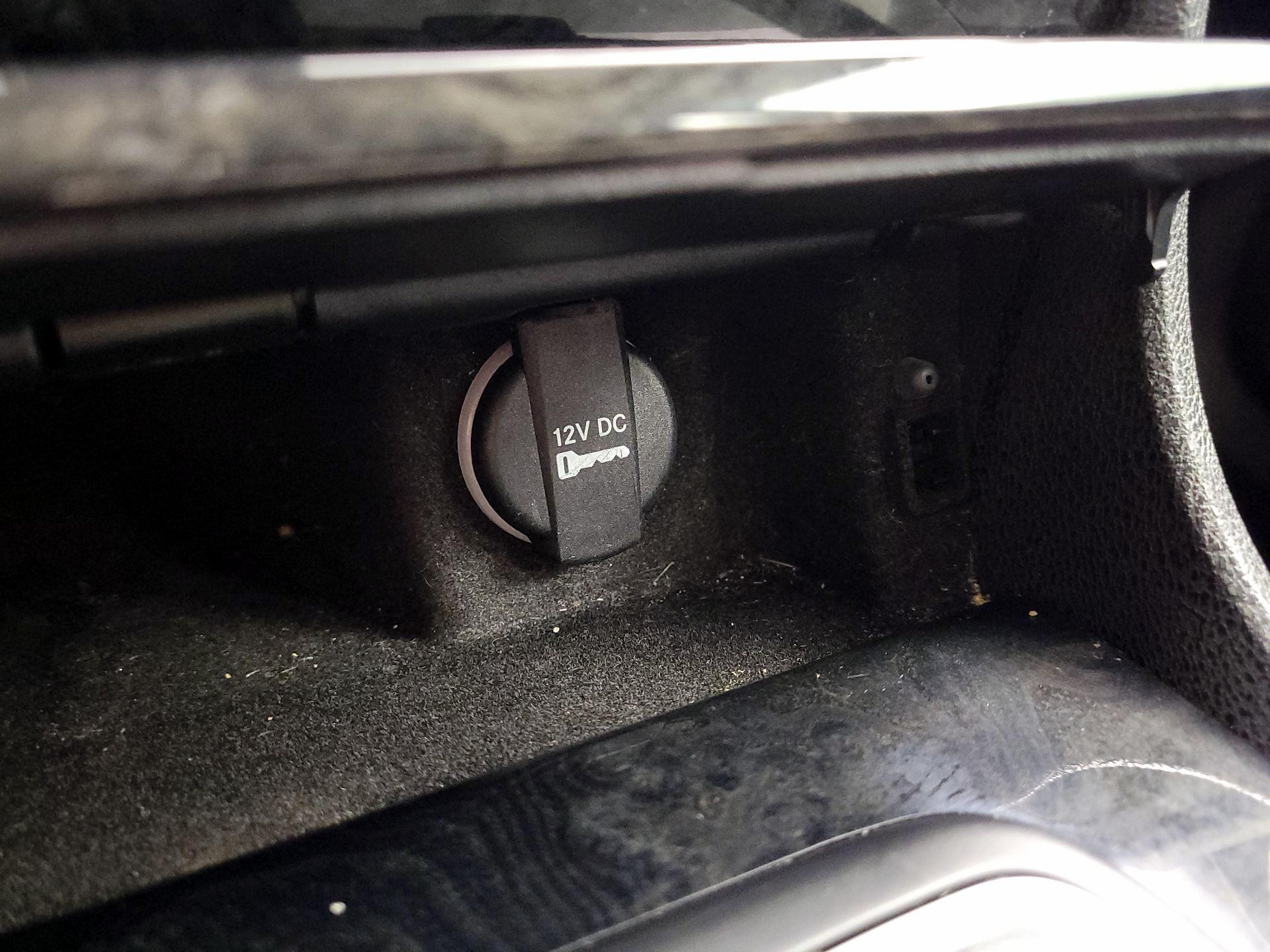 Thumbnail: 2018 Chrysler 300 - 19