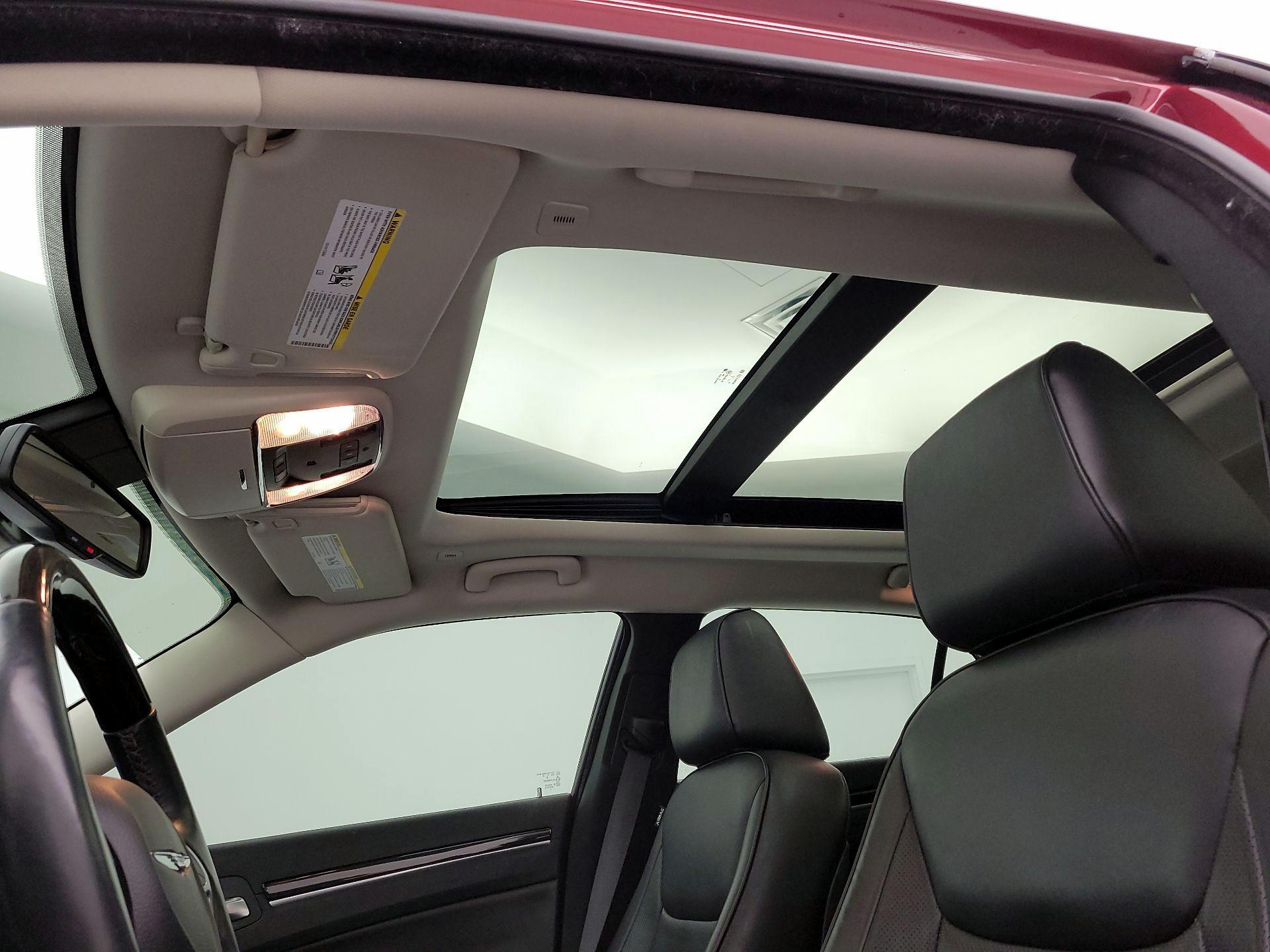 Thumbnail: 2018 Chrysler 300 - 20