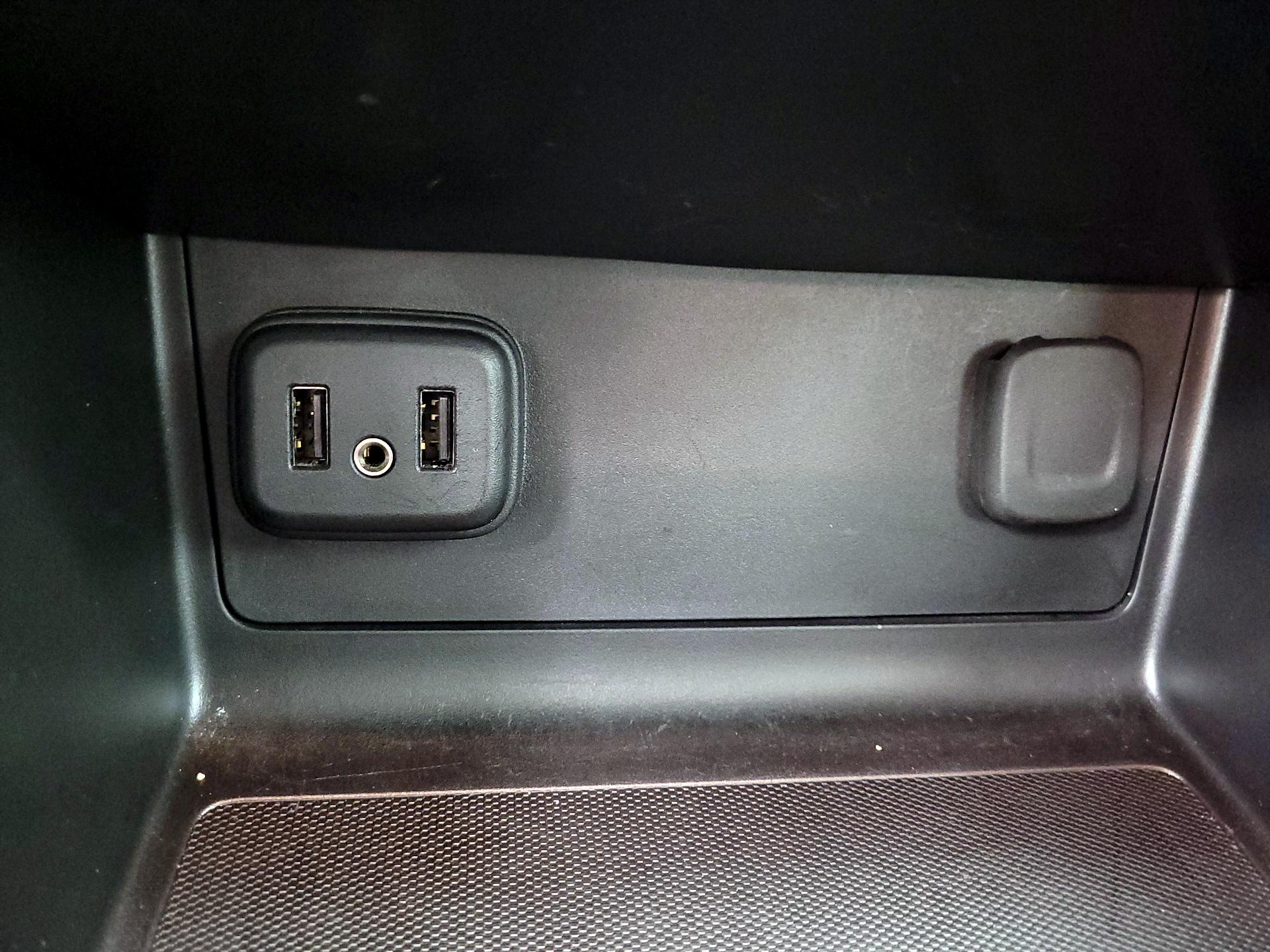 Thumbnail: 2020 GMC Canyon - 18