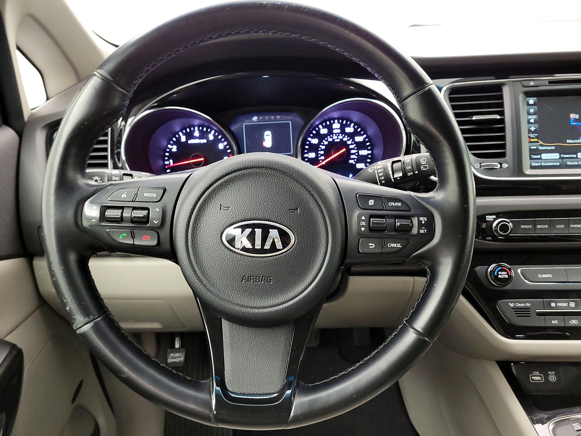 Thumbnail: 2016 Kia Sedona - 10