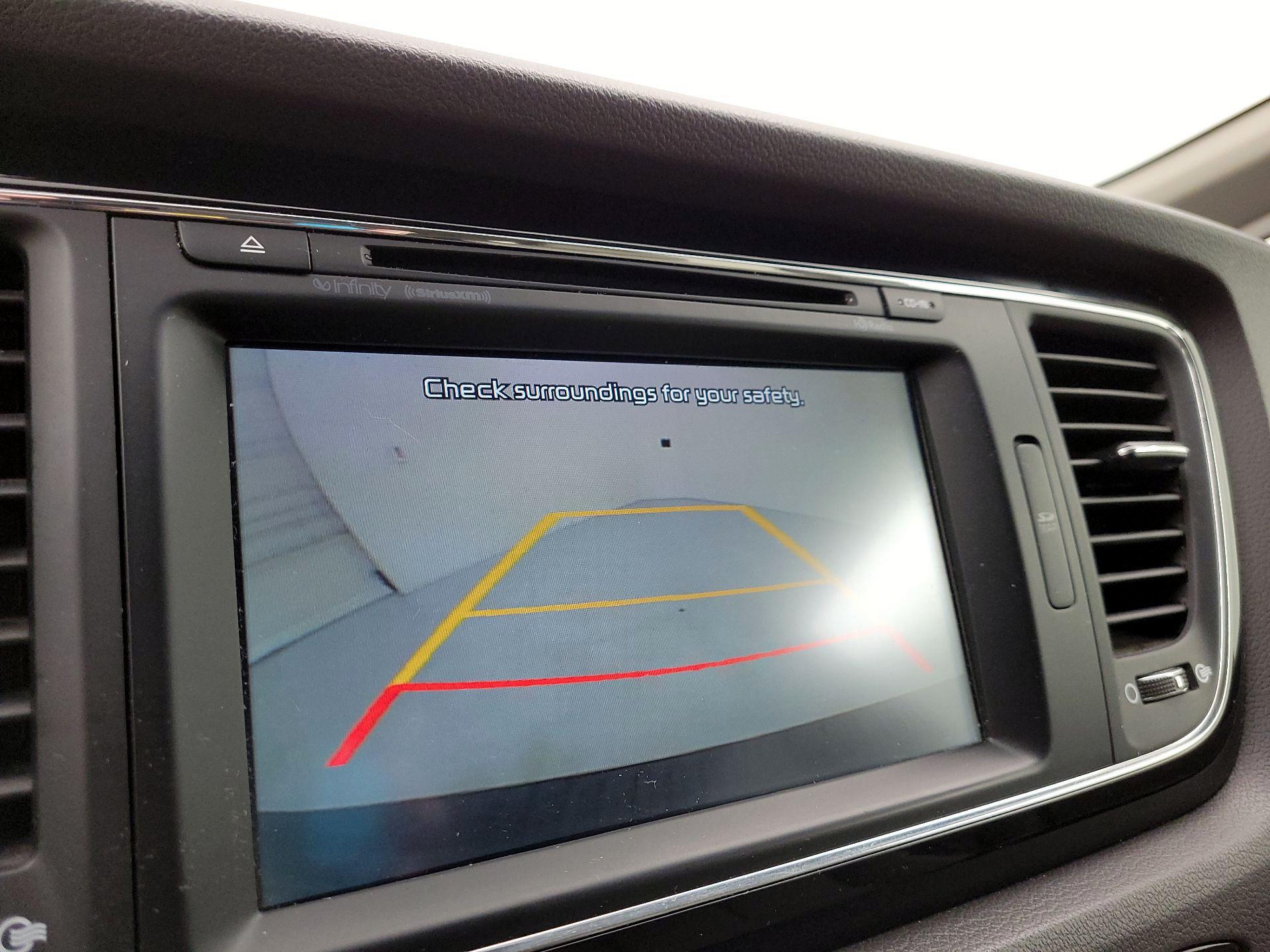 Thumbnail: 2016 Kia Sedona - 15