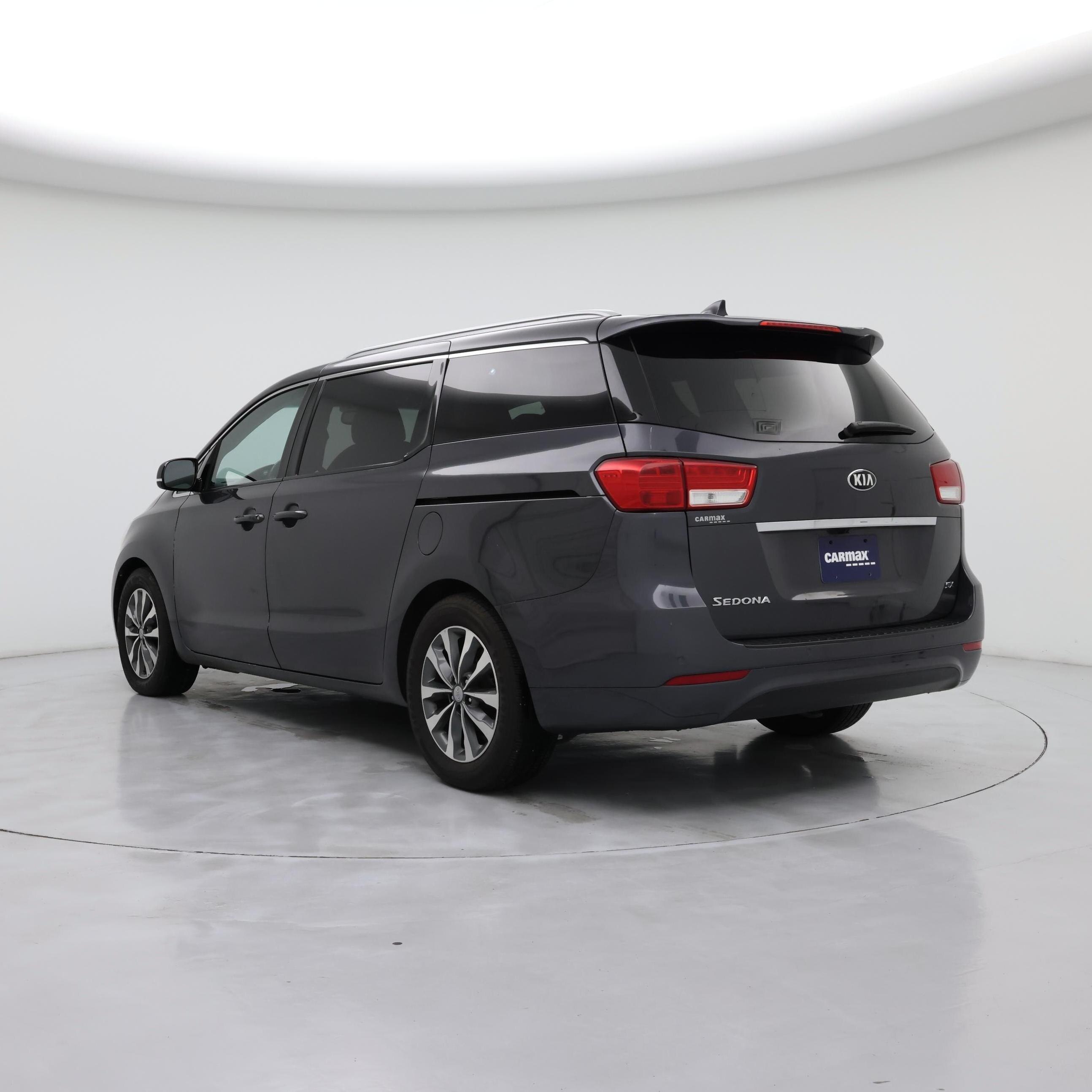 Thumbnail: 2016 Kia Sedona - 2