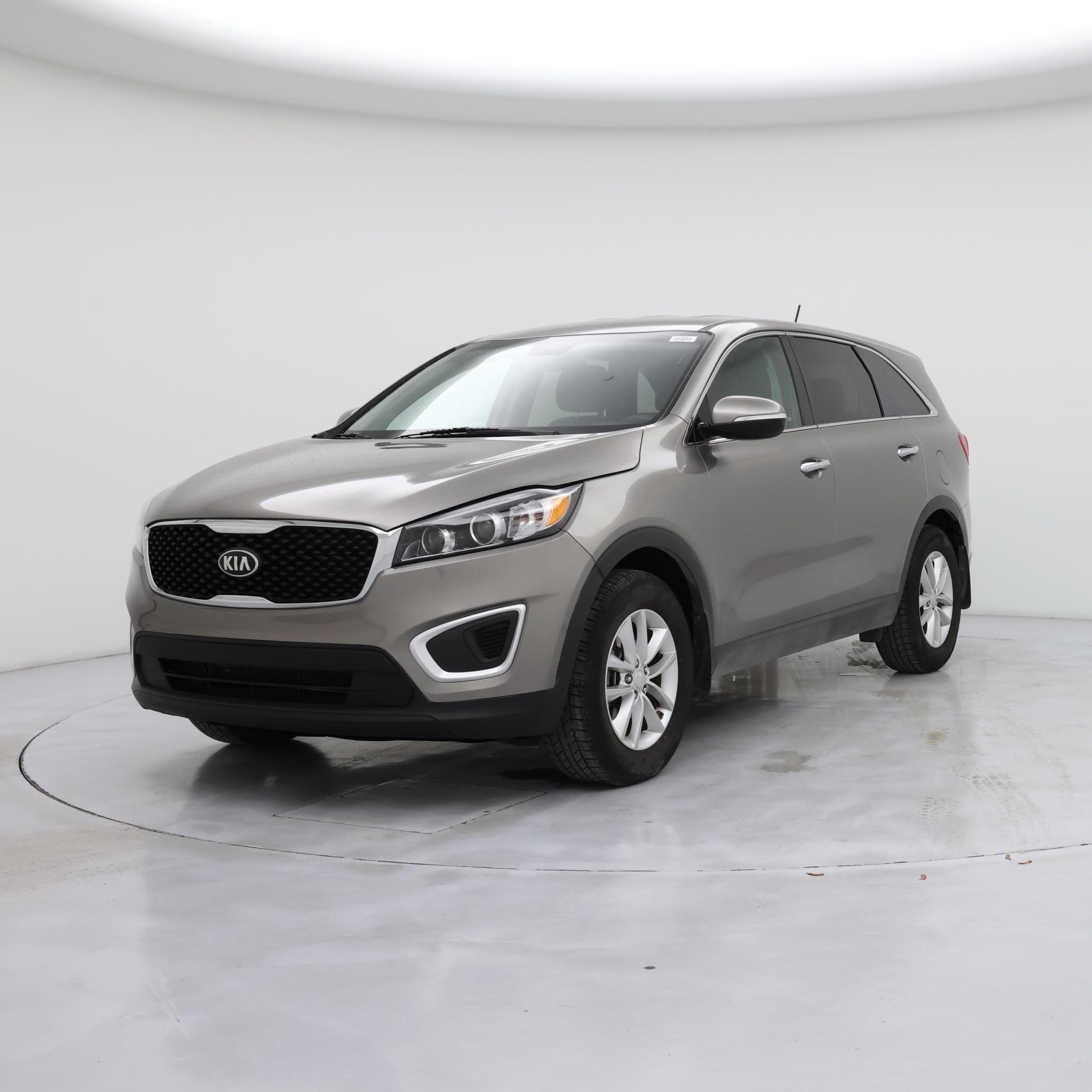 Thumbnail: 2016 Kia Sorento - 4