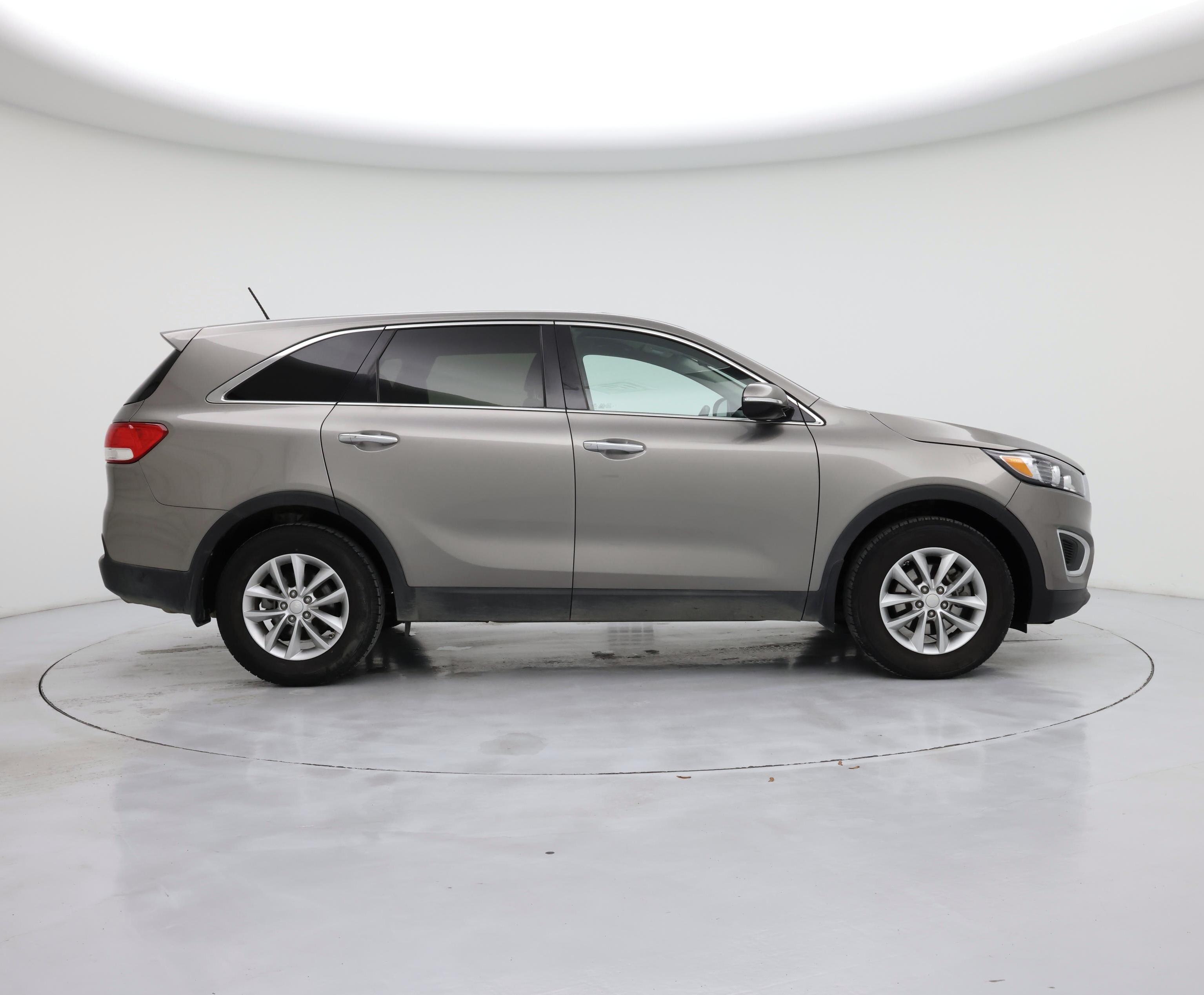 Thumbnail: 2016 Kia Sorento - 7