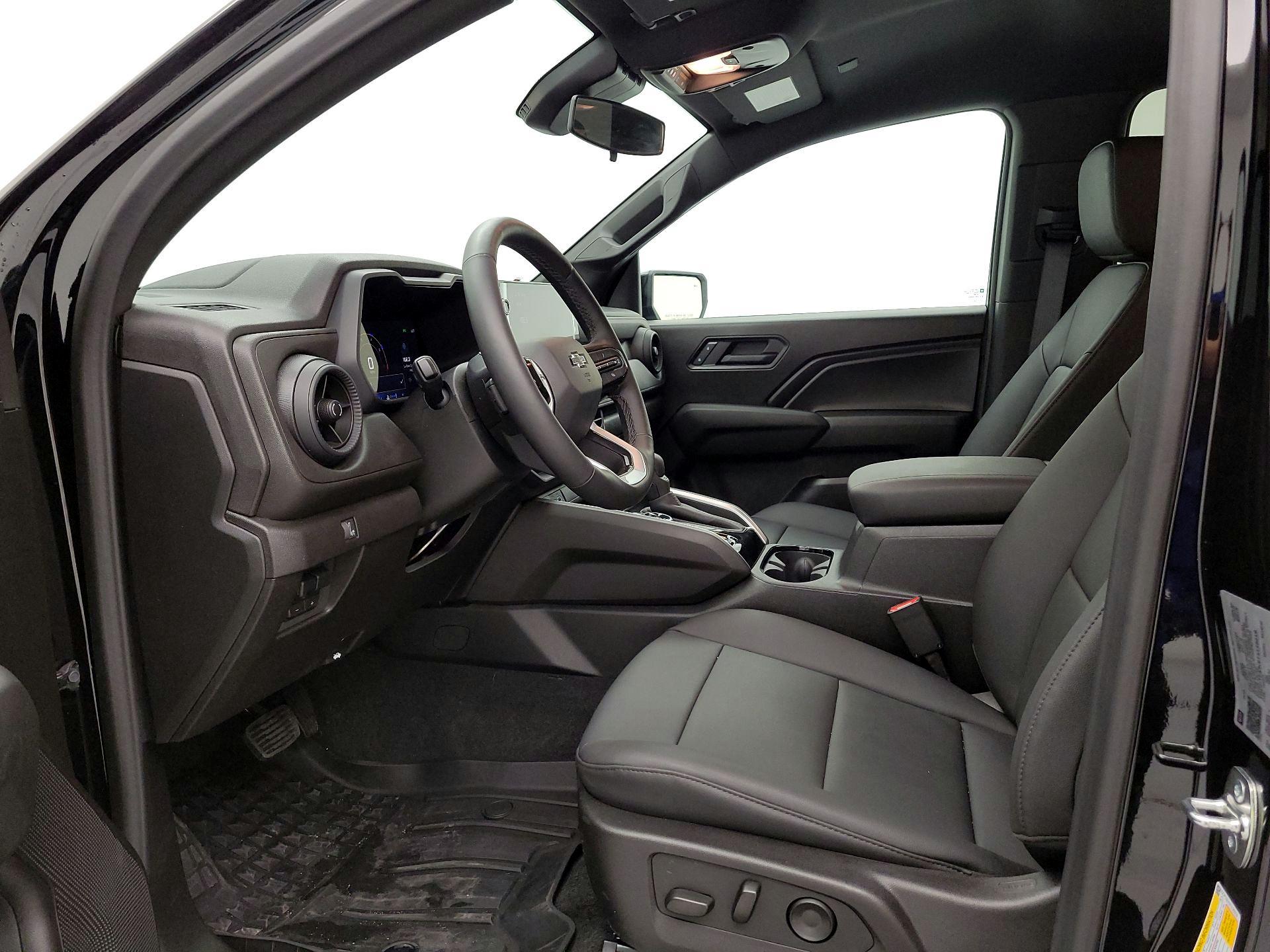 Thumbnail: 2026 Chevrolet Colorado - 11