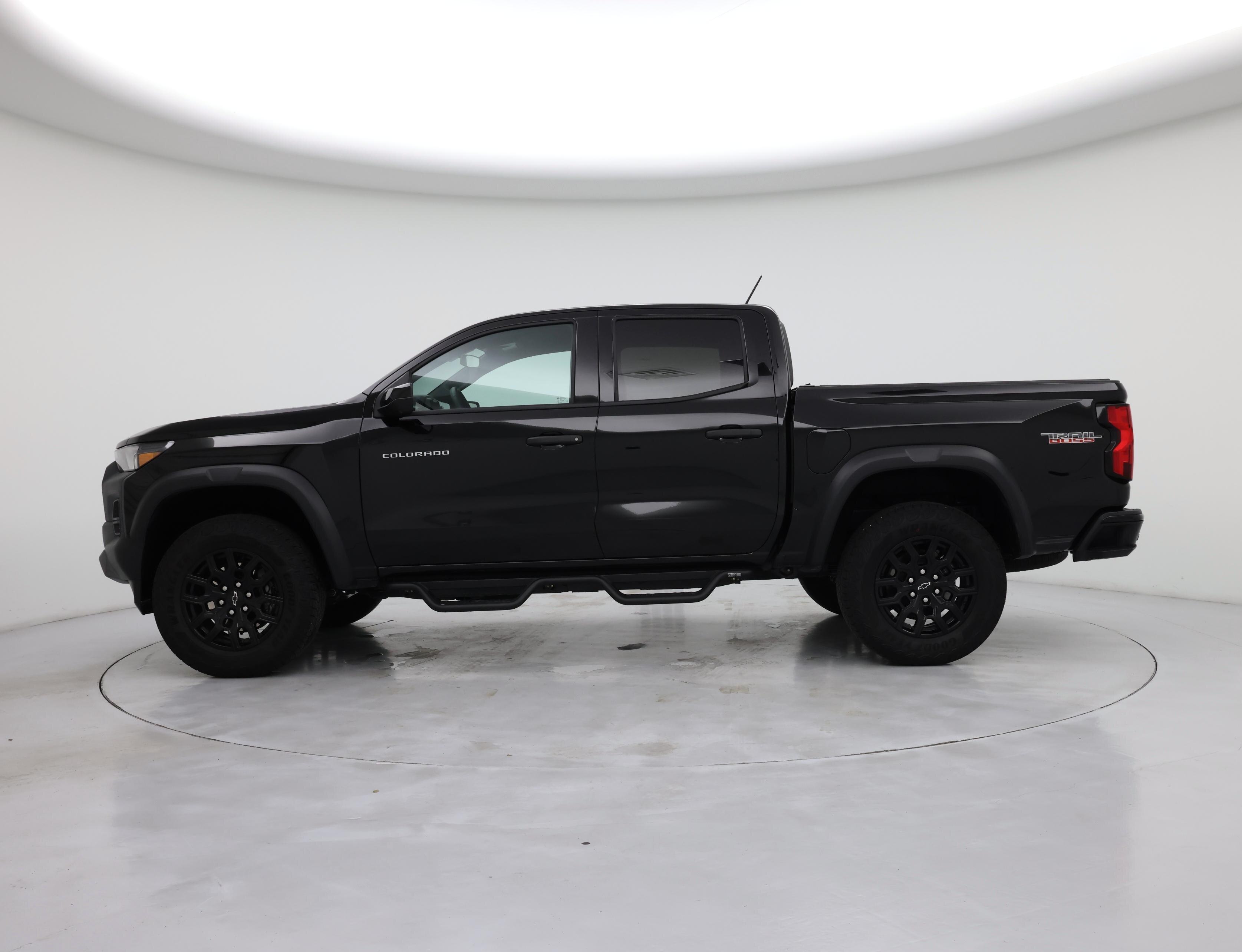 Thumbnail: 2026 Chevrolet Colorado - 3