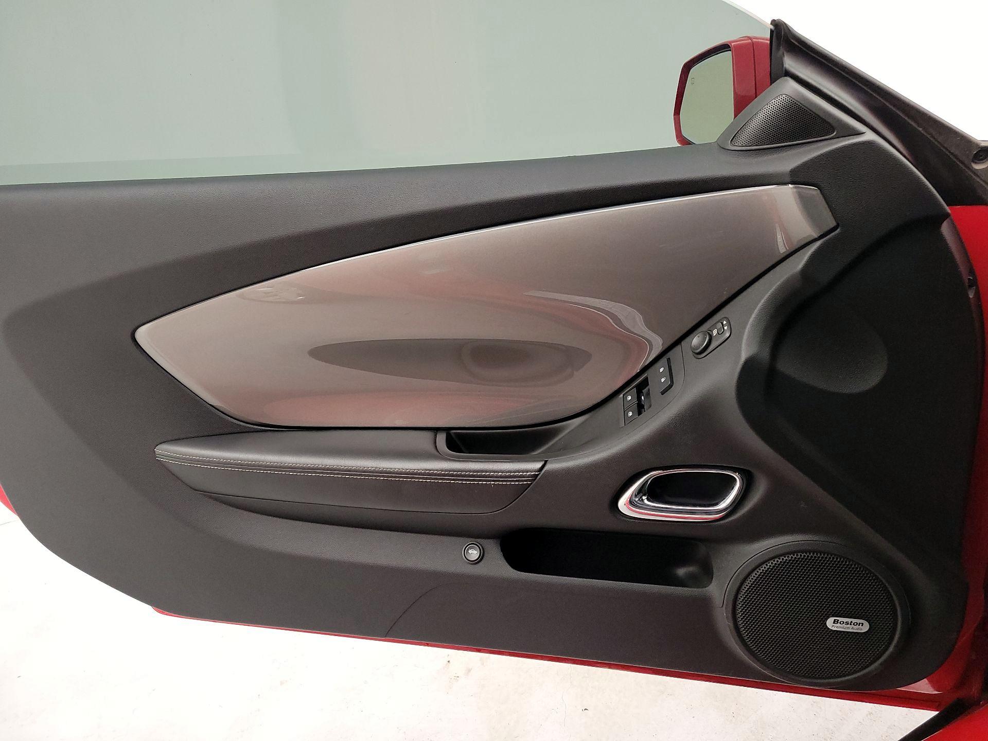 Thumbnail: 2015 Chevrolet Camaro - 12