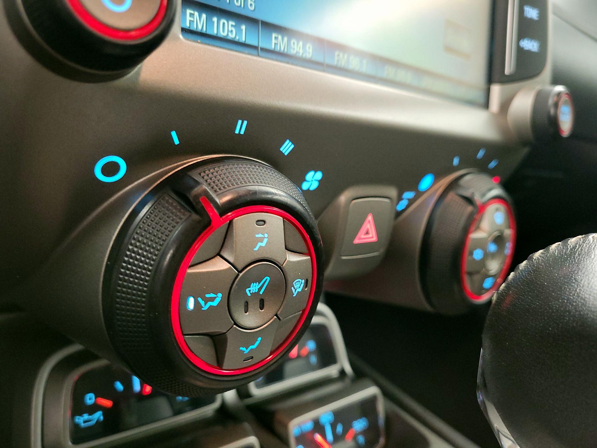 Thumbnail: 2015 Chevrolet Camaro - 16