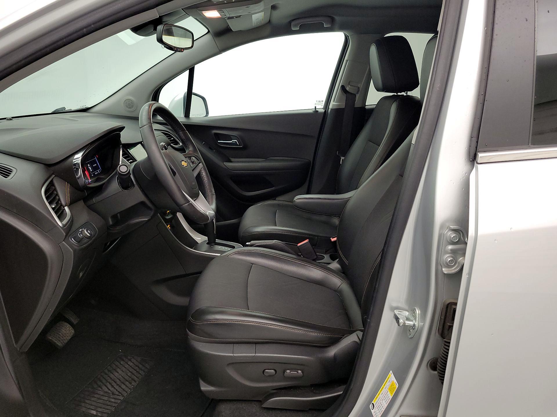 Thumbnail: 2018 Chevrolet Trax - 11