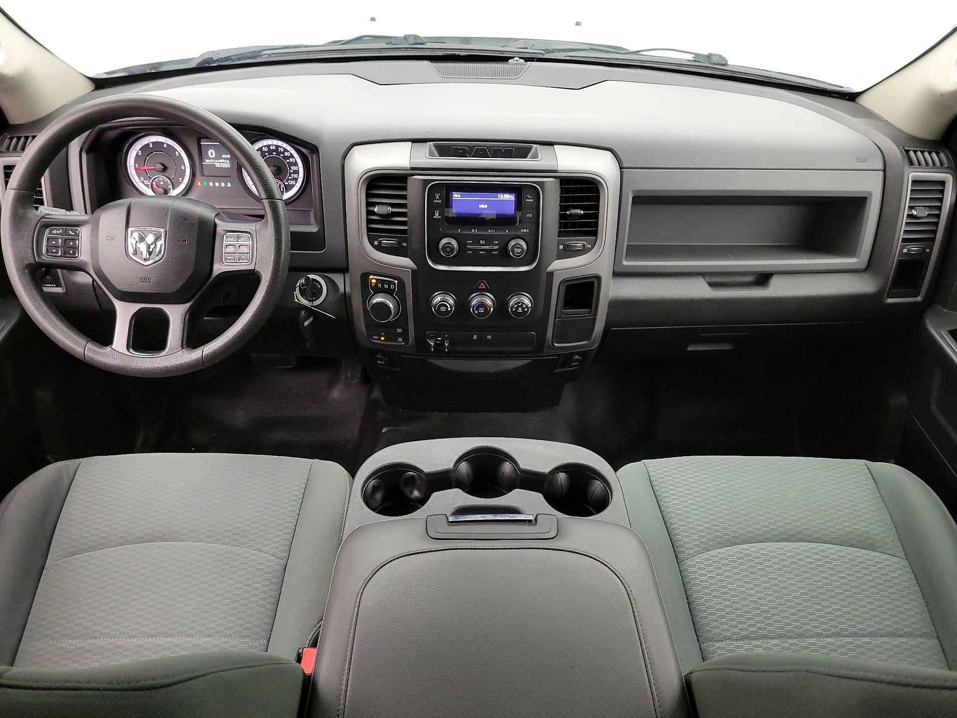 Thumbnail: 2019 RAM 1500 Classic - 9