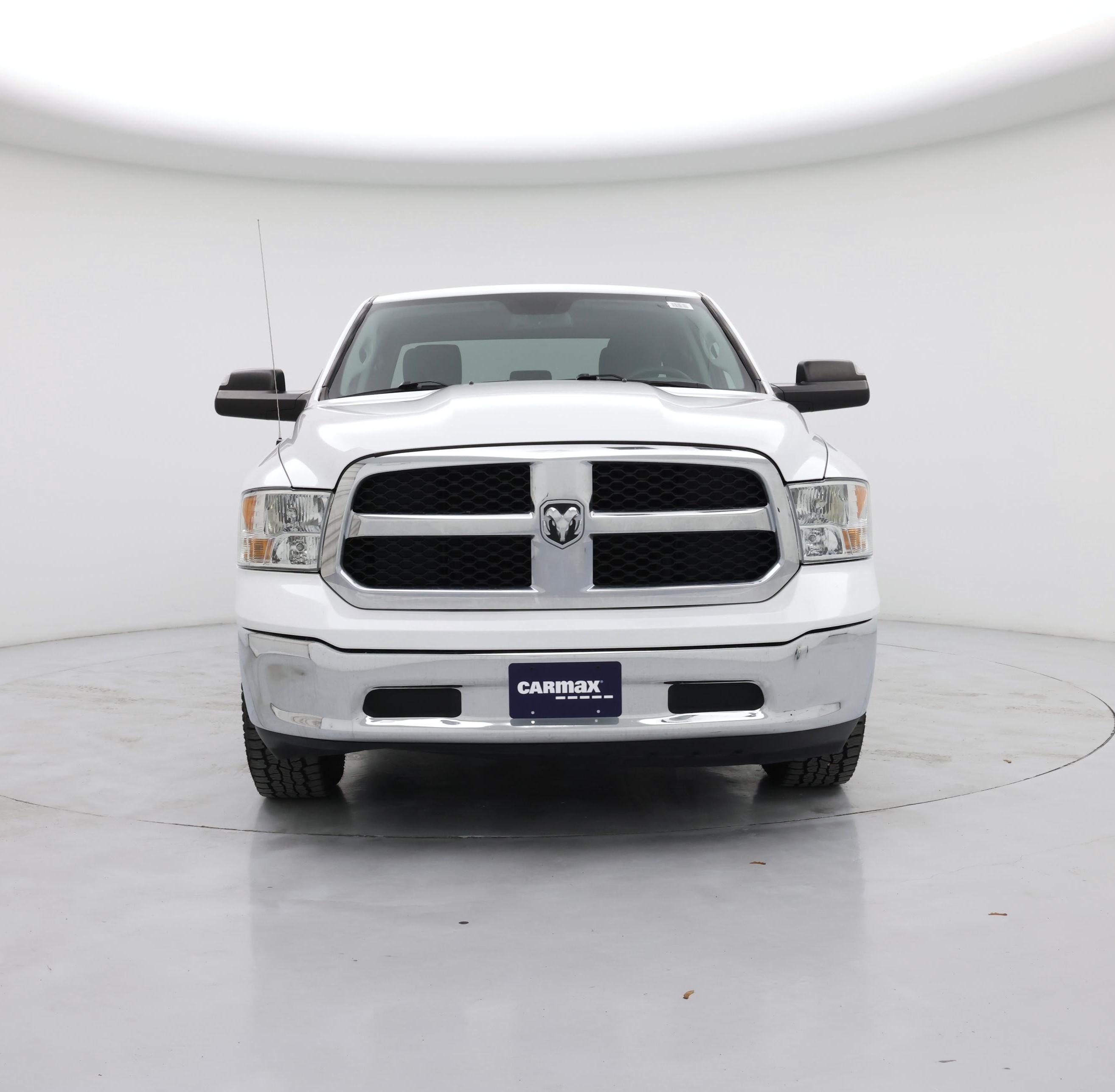 Thumbnail: 2019 RAM 1500 Classic - 5