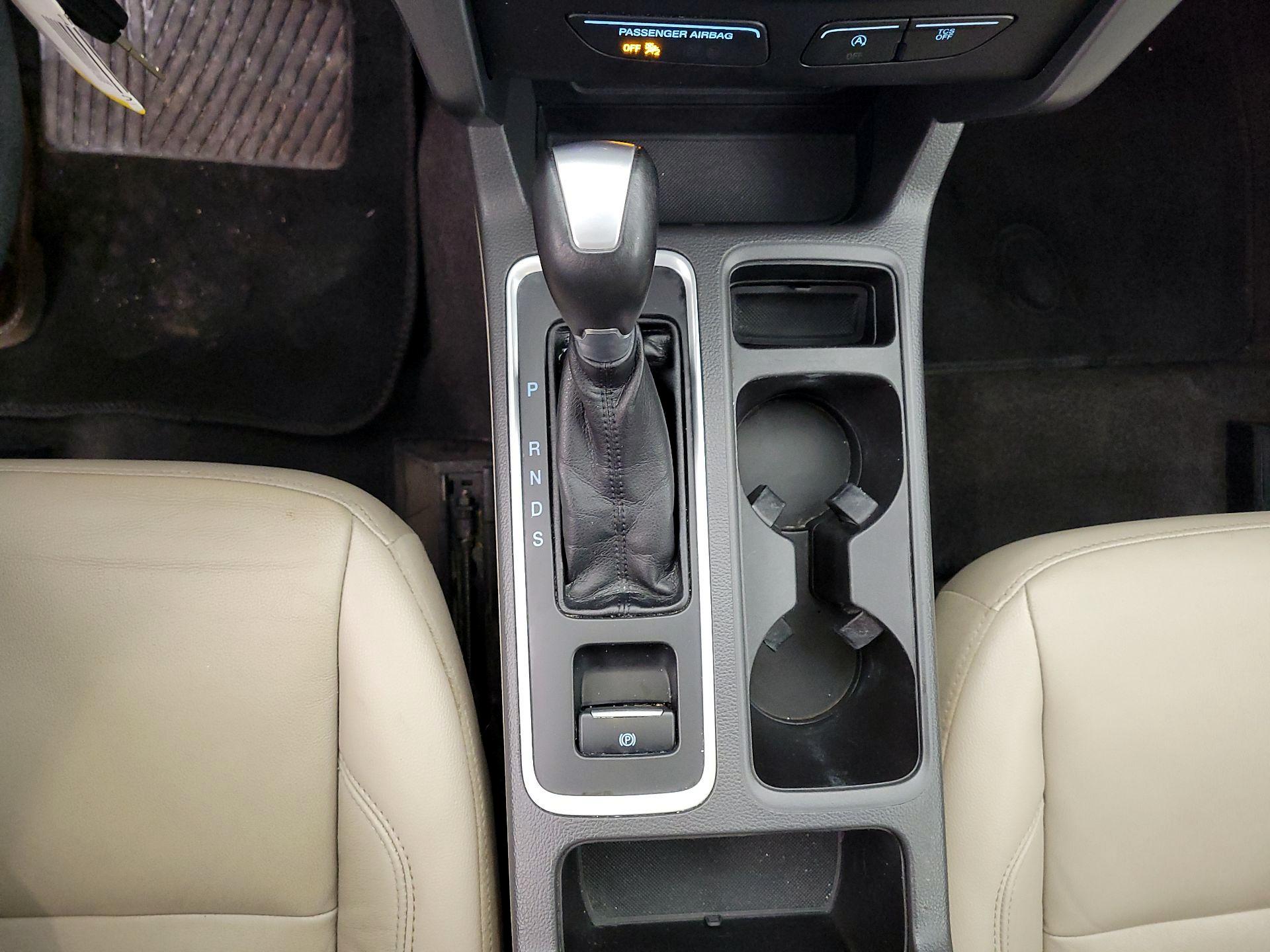 Thumbnail: 2017 Ford Escape - 18