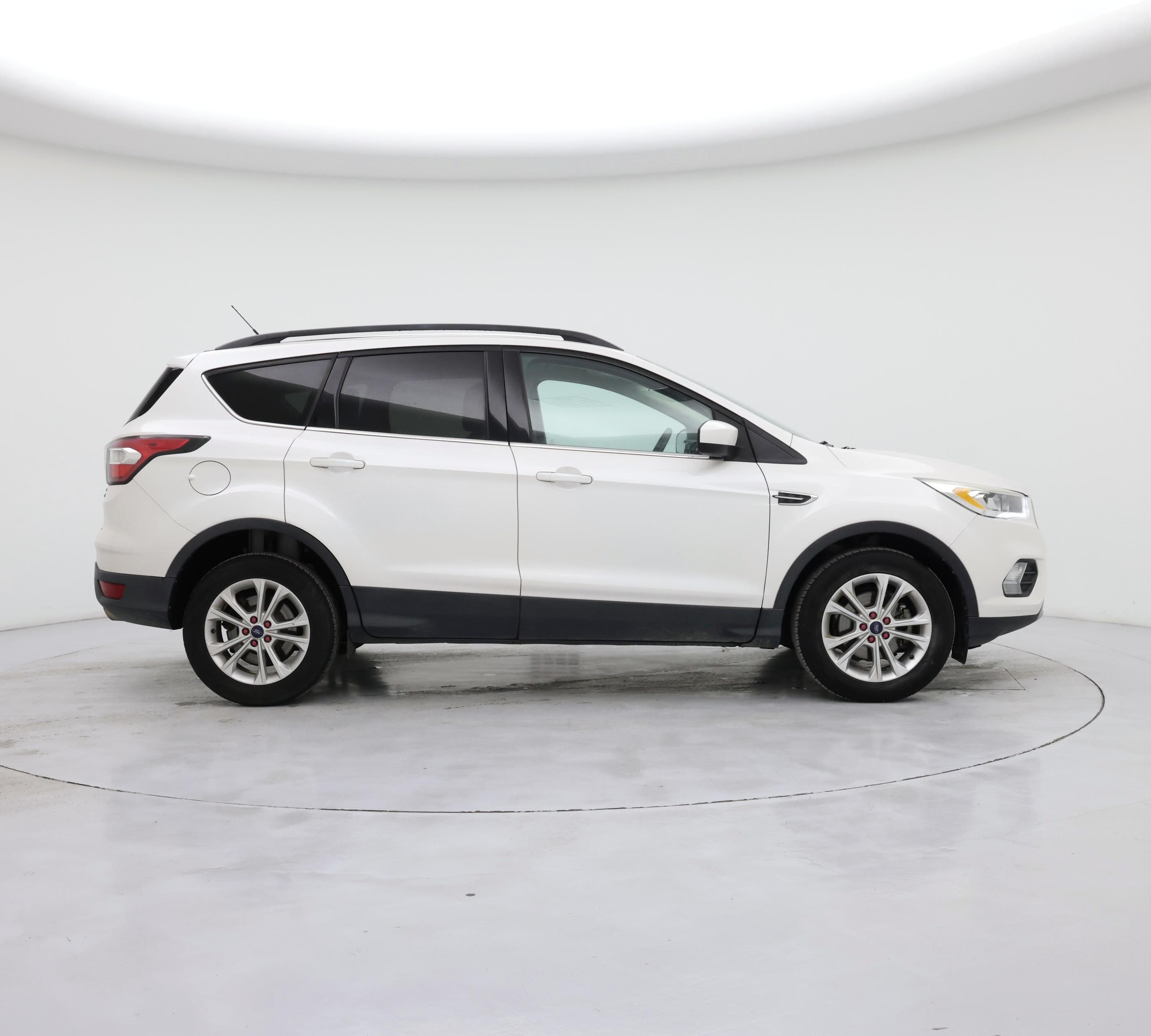 Thumbnail: 2017 Ford Escape - 7