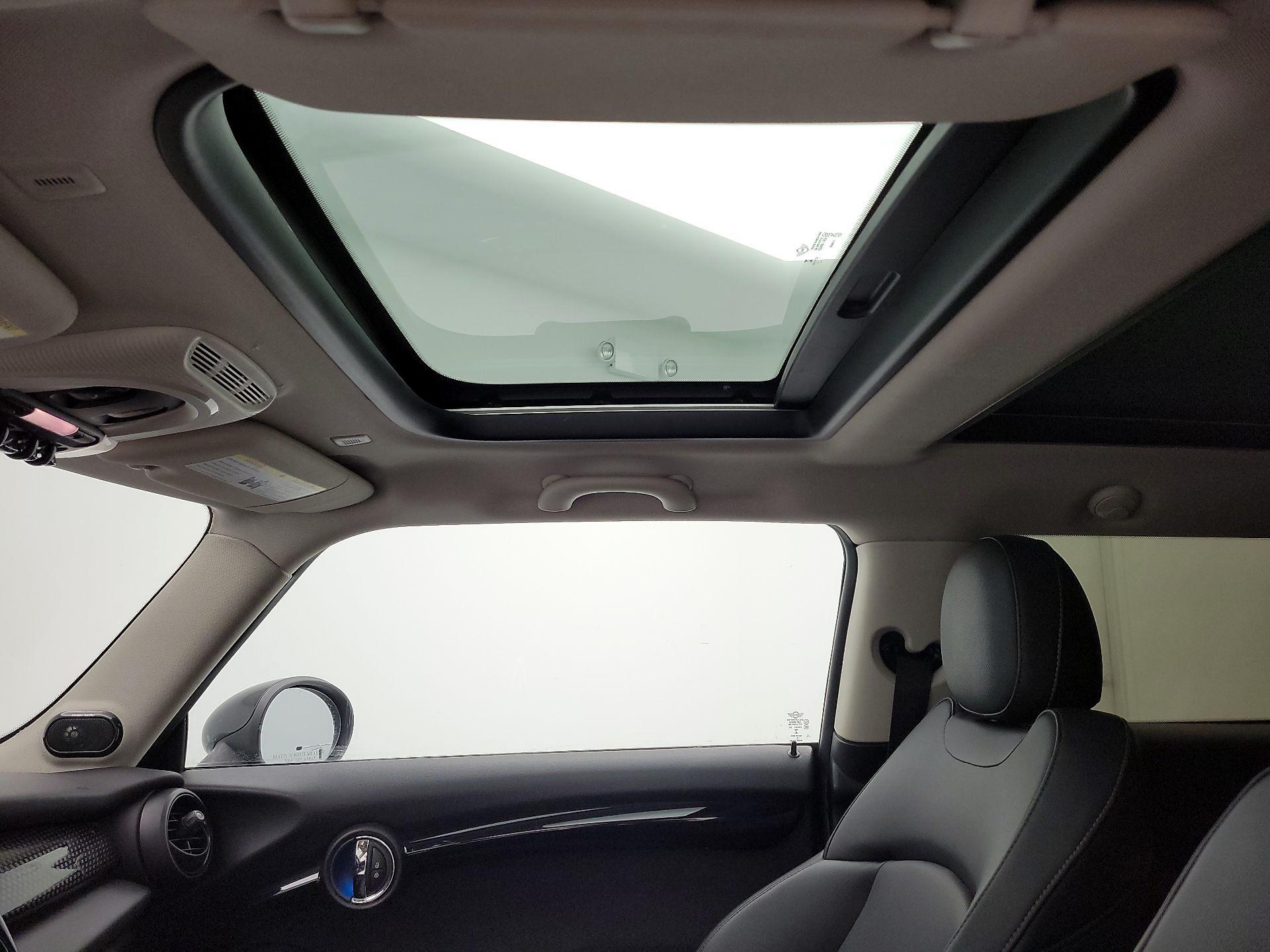 Thumbnail: 2019 MINI Cooper Hardtop - 19