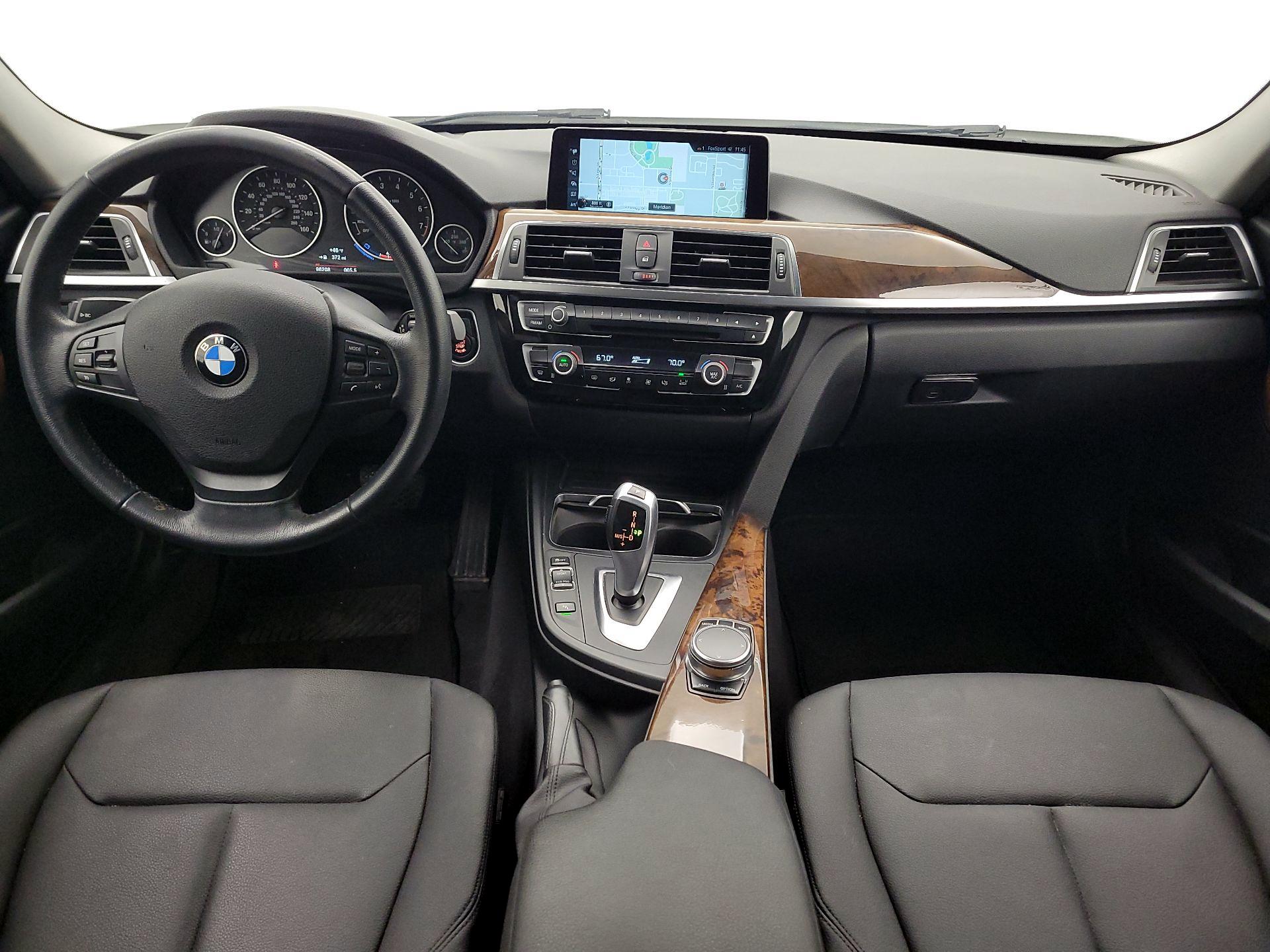 Thumbnail: 2017 BMW 3 Series - 9