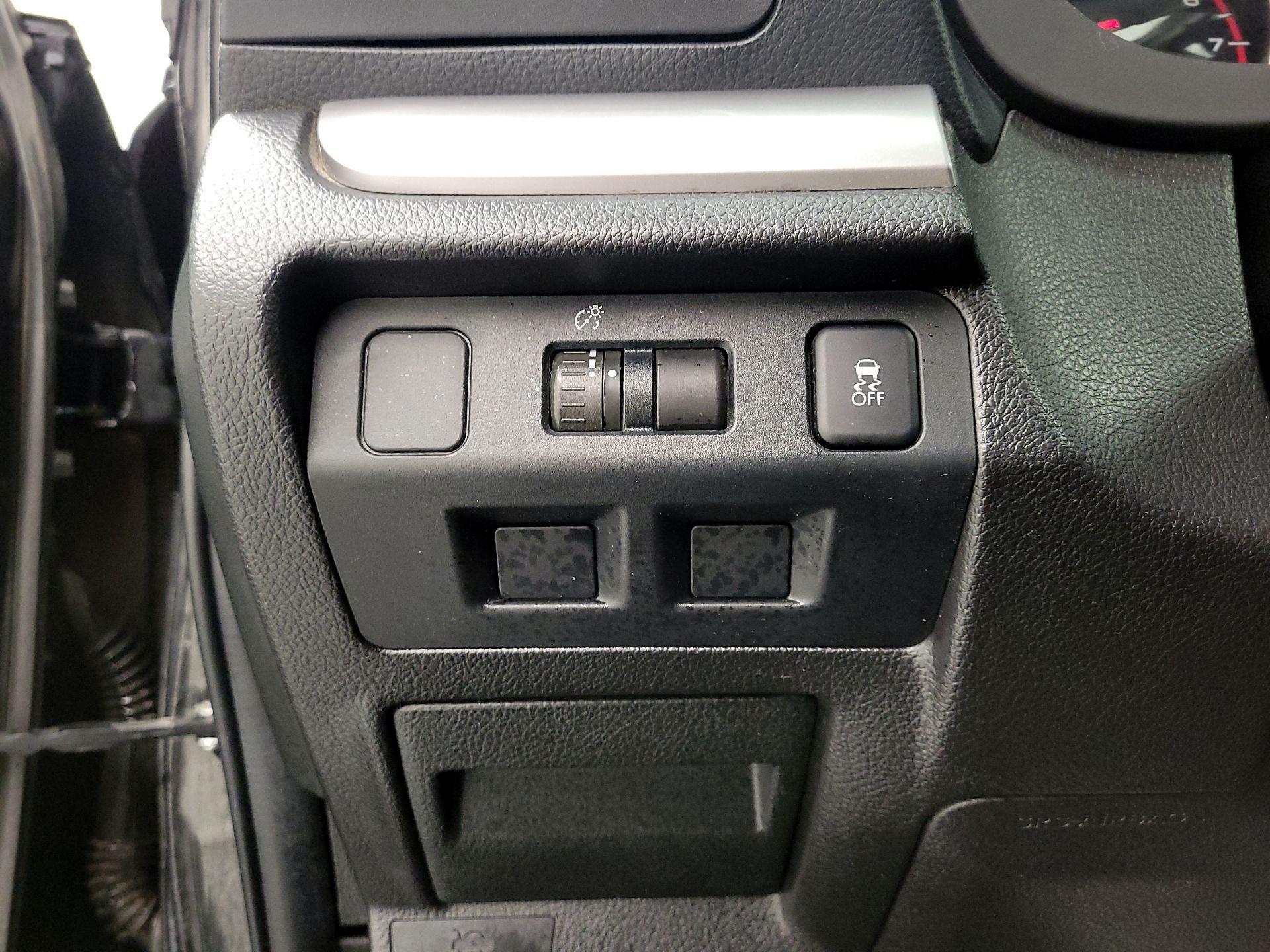 Thumbnail: 2015 Subaru Forester - 13