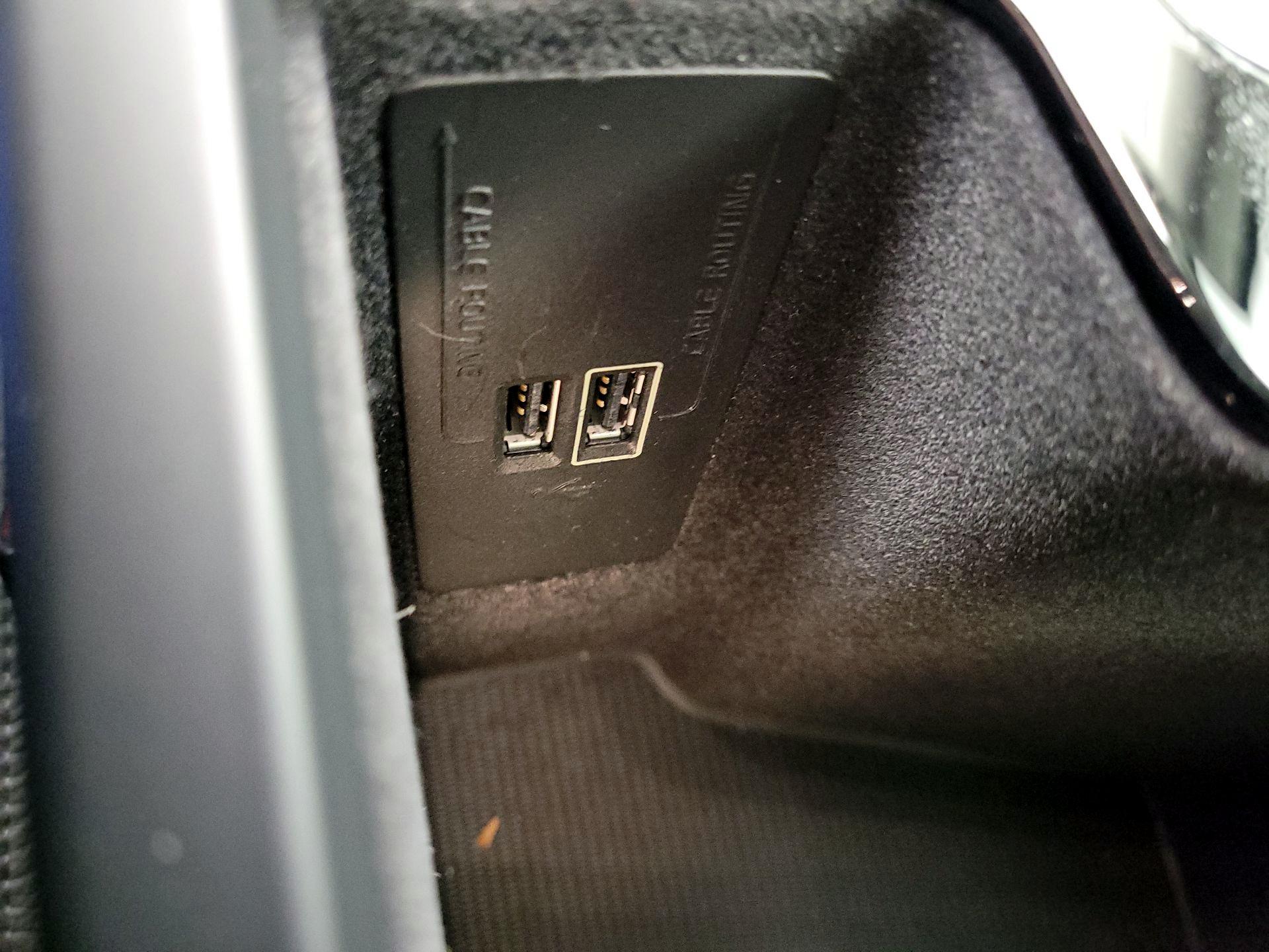 Thumbnail: 2019 Volvo XC60 - 19