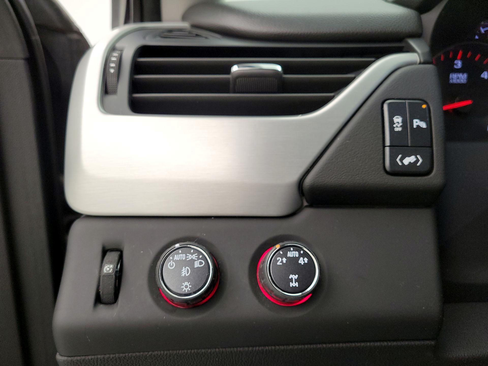 Thumbnail: 2016 GMC Yukon - 13