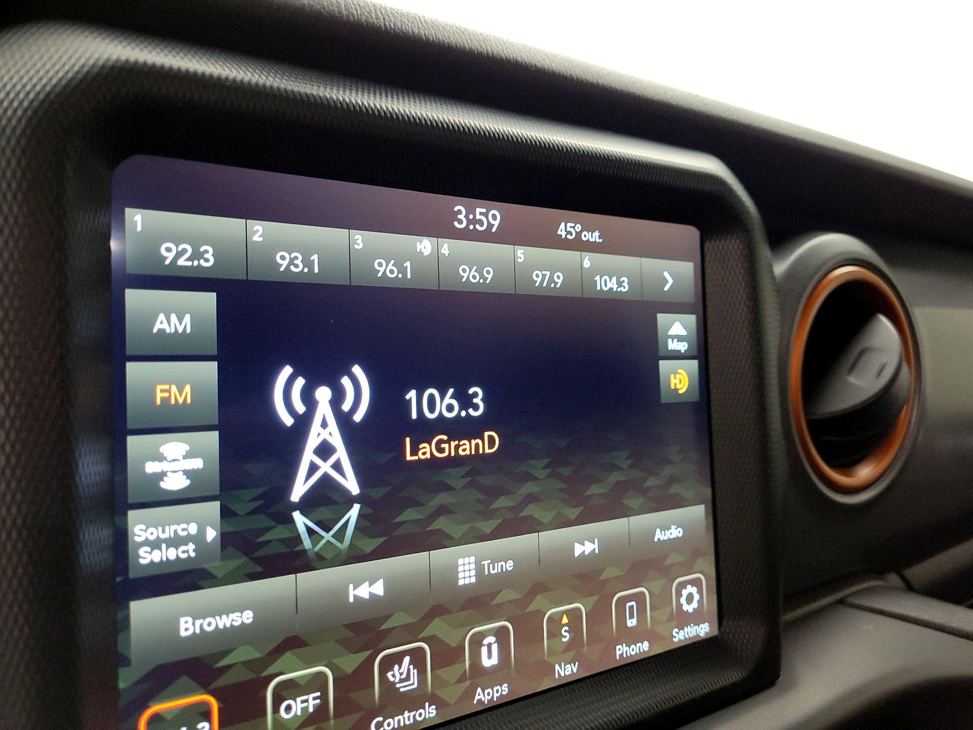 Thumbnail: 2022 Jeep Gladiator - 16