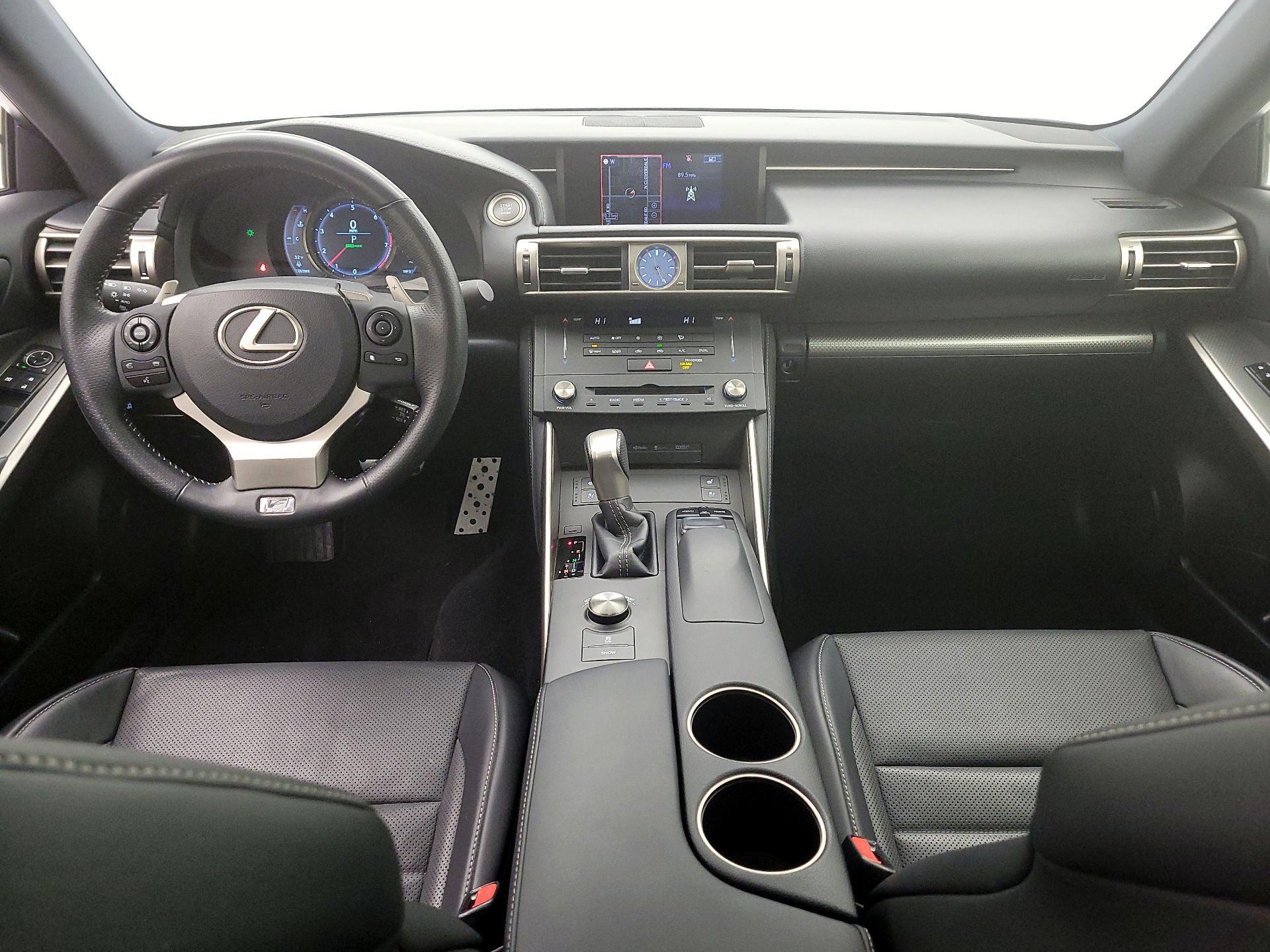 Thumbnail: 2015 Lexus IS - 9