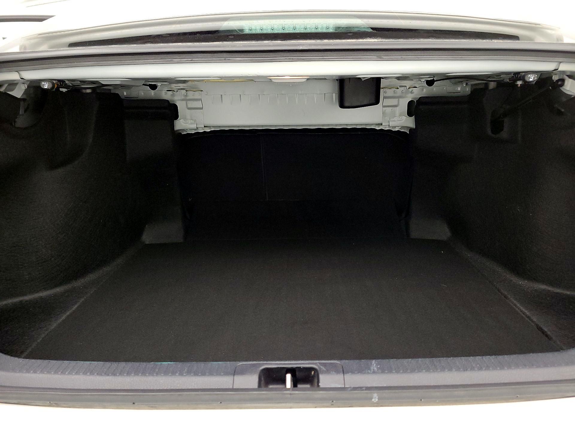 Thumbnail: 2023 Toyota Camry - 20