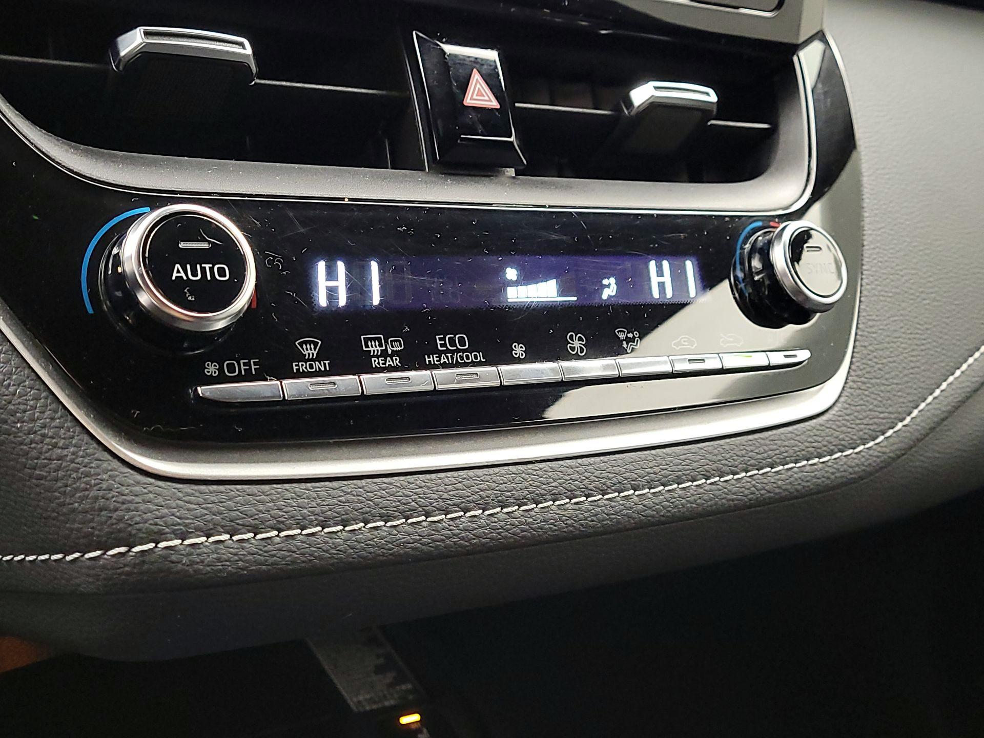 Thumbnail: 2021 Toyota Corolla - 17