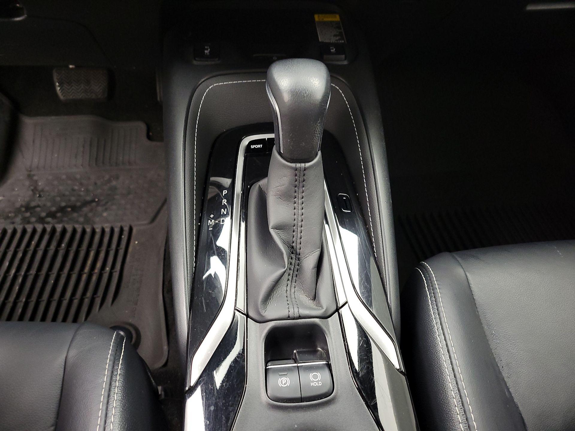 Thumbnail: 2021 Toyota Corolla - 18