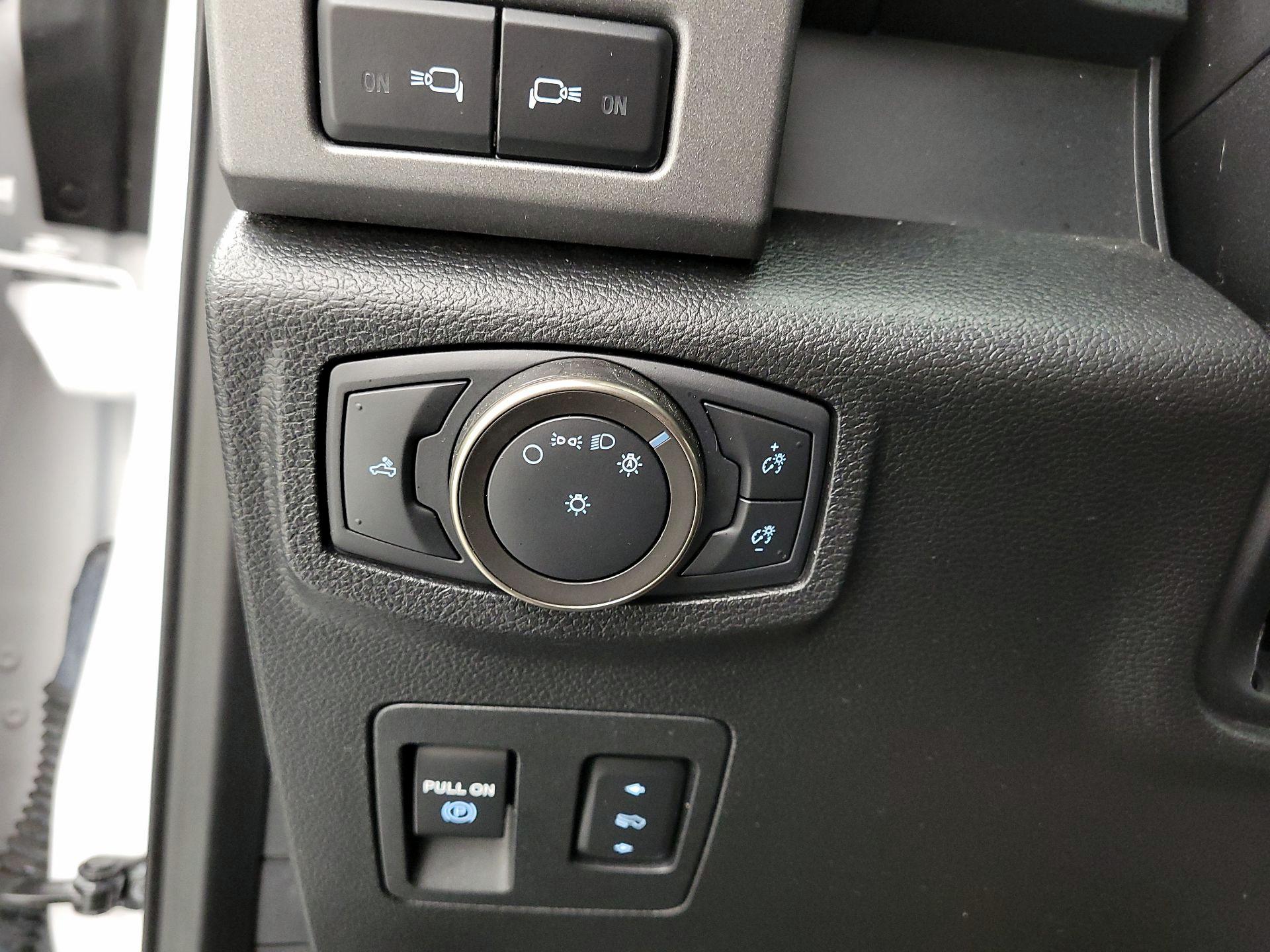 Thumbnail: 2020 Ford F-150 - 13