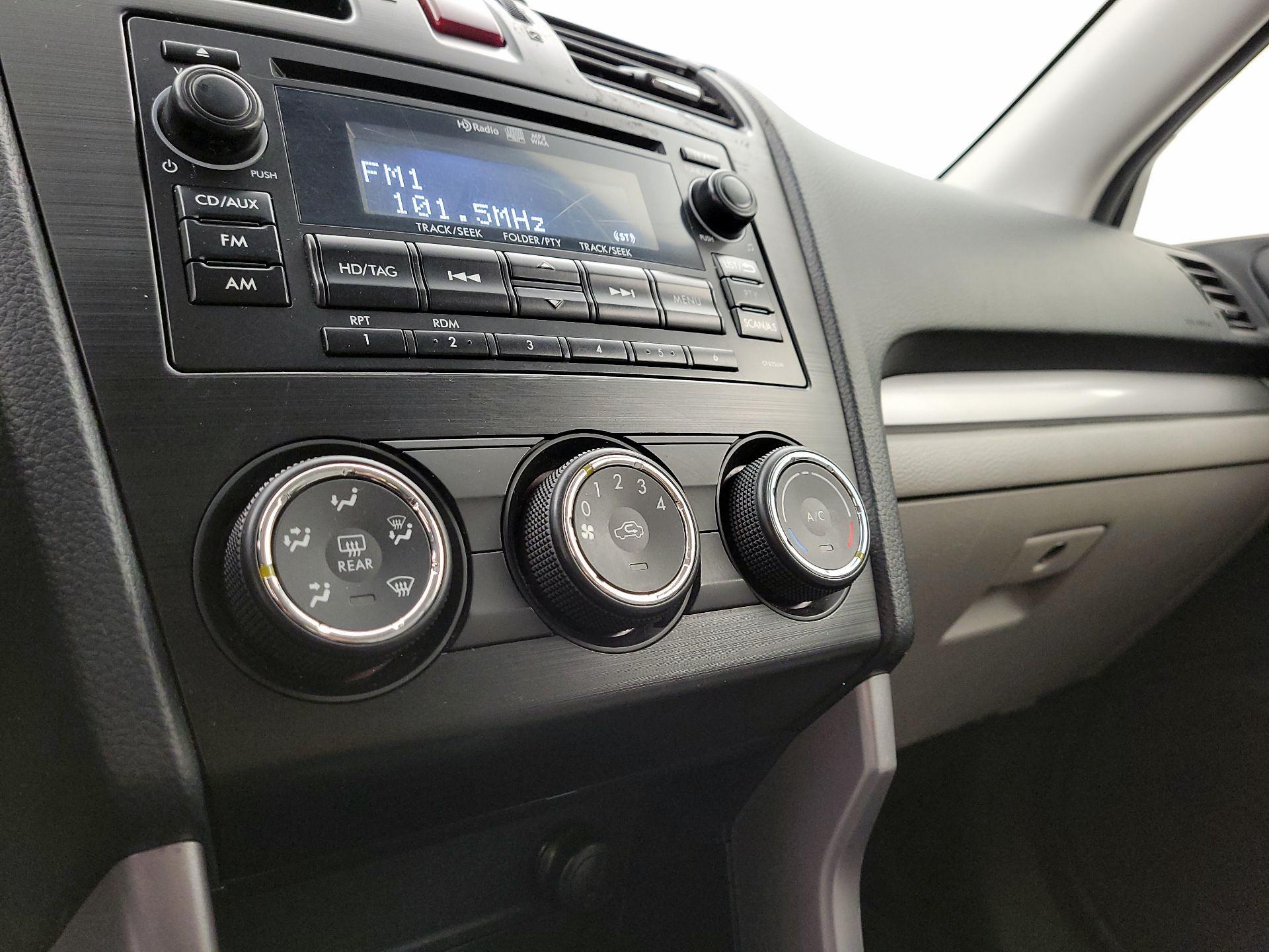 Thumbnail: 2015 Subaru Forester - 16